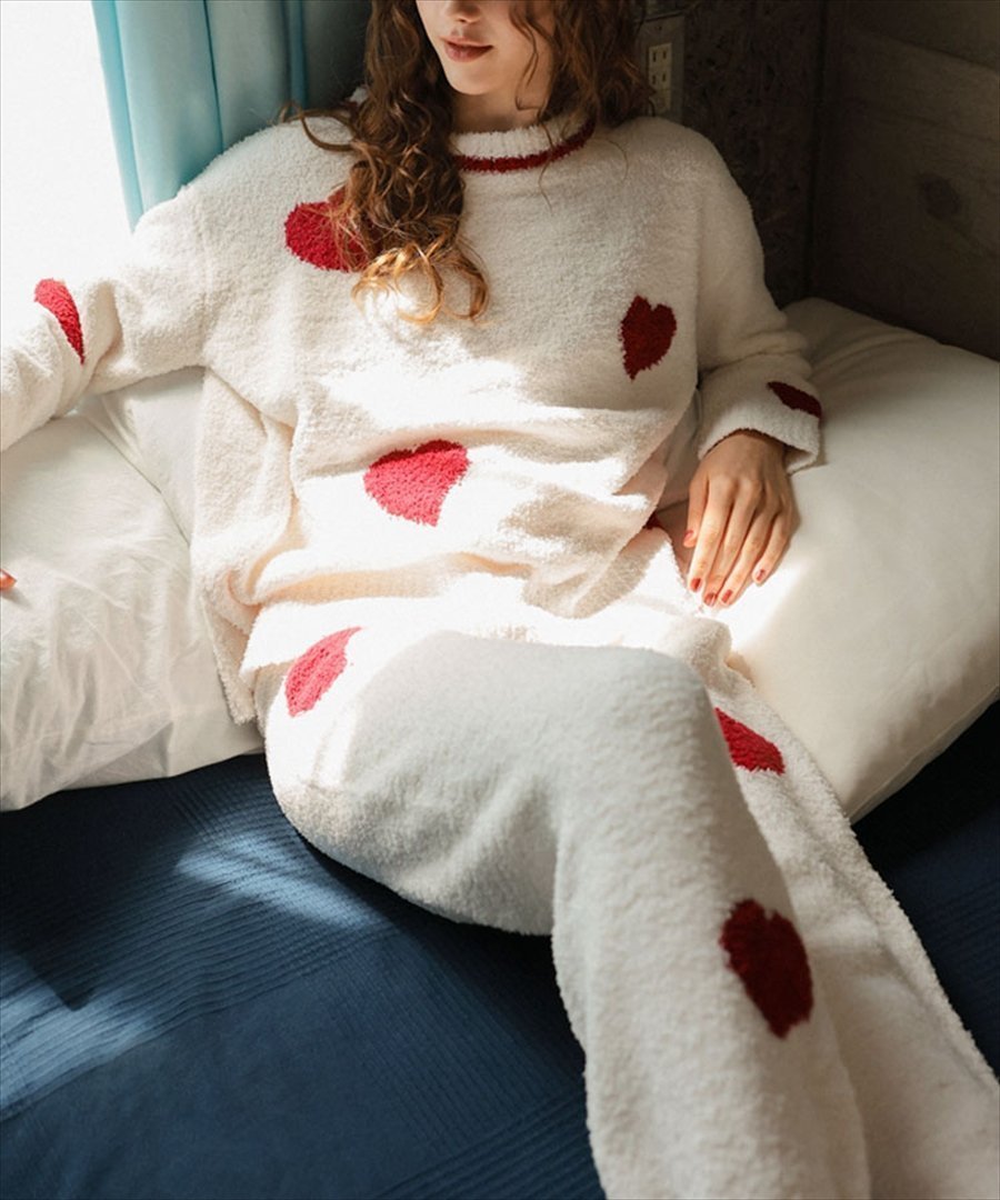 【ドノバン/DONOBAN】のもこもこルームウェアロングパンツSET インテリア・キッズ・メンズ・レディースファッション・服の通販 founy(ファニー) 　ファッション　Fashion　レディースファッション　Fashion for Women　セットアップ　Matching Sets　レディースパンツ・ボトムス　Pants & Trousers / Bottoms　ギンガム　Gingham, Gingham Fabric　ストレッチ　Stretch, Stretchy Fabric　定番　Standard, Basic Item　人気　Popular, Best Seller　フィット　Fit, Slim Fit　ボーダー　Border, Stripe　ポケット　Pocket, Pocket Detail　防寒　Cold Protection, Winter-Ready　無地　Plain, Solid Color　リラックス　Relax, Relaxed Fit　ロング　Long, Long-Length　A/W・秋冬　Autumn/Winter　おすすめ　Recommended / Our Picks　お家時間・ステイホーム　Stay Home / At Home　ホリデーシーズン　Holiday Season　16.ホワイトハート|ID: prp329100004730872 ipo3291000000034932659