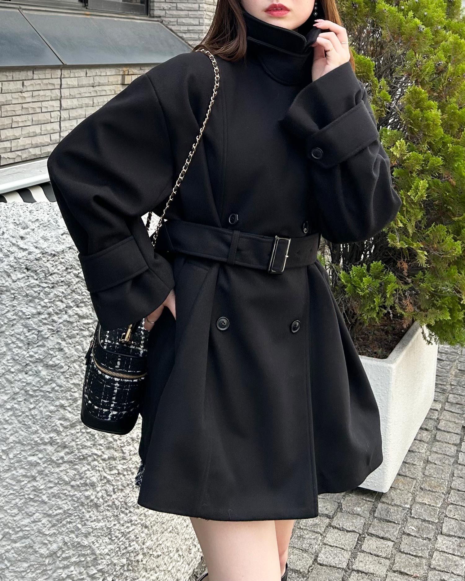 【イング/INGNI】のINGNI/ミディ丈トレンチCT インテリア・キッズ・メンズ・レディースファッション・服の通販 founy(ファニー) 　ファッション　Fashion　レディースファッション　Fashion for Women　アウター　Coat / Outerwear Collection　スクエア　Square, Square Shape　スタンド　Stand Collar, Upright Stand　スマホ　Smartphone, Mobile Device　トレンチ　Trench, Trench Coat　フェミニン　Feminine, Girly　ボトム　Bottoms, Lower Wear　ポケット　Pocket, Pocket Detail　ロング　Long, Long-Length　おすすめ　Recommended / Our Picks　クロ|ID: prp329100004730961 ipo3291000000034173276
