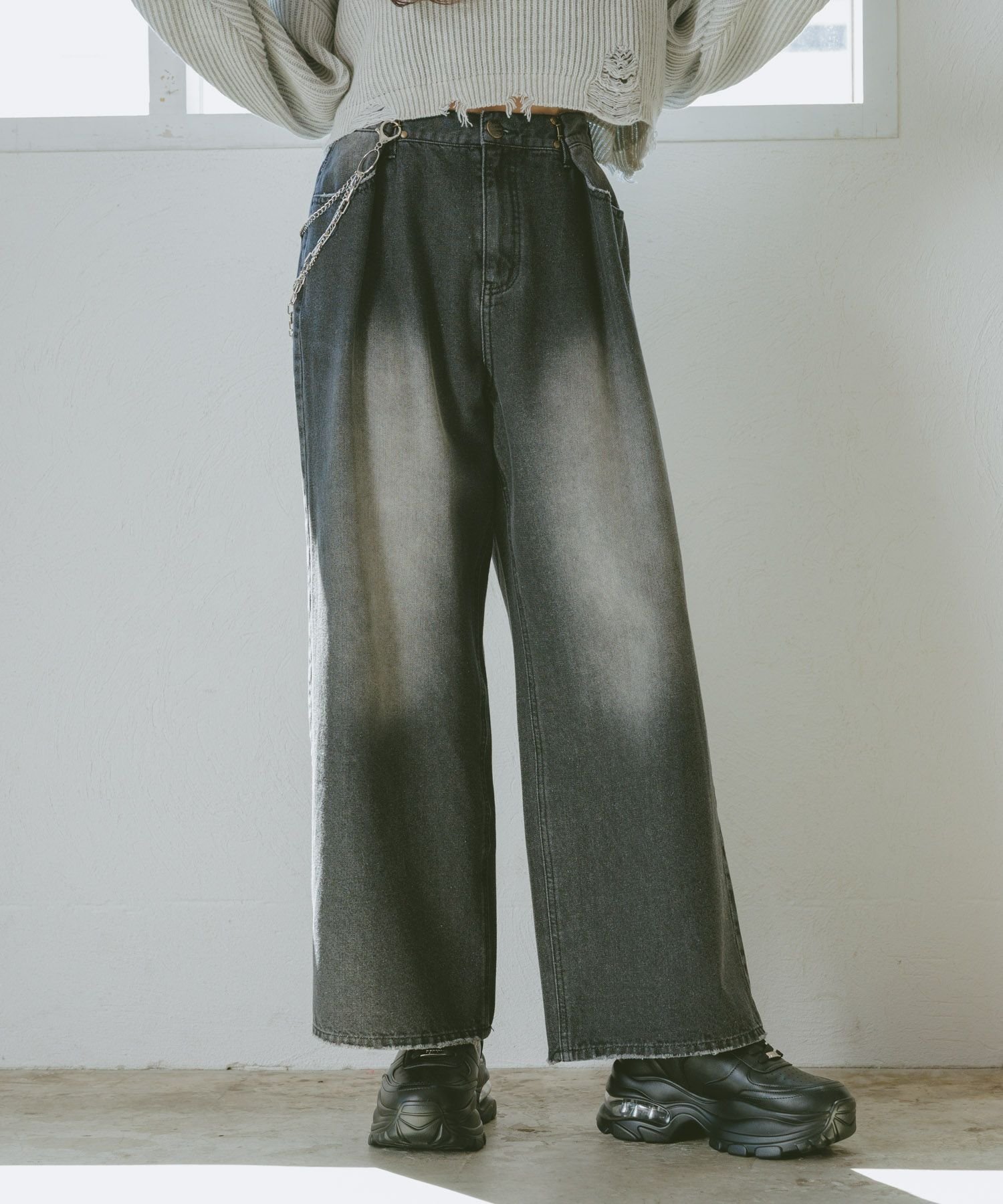 【レピピアルマリオ/repipi armario / KIDS】の【NEW!】ホックデニムワイドパンツ インテリア・キッズ・メンズ・レディースファッション・服の通販 founy(ファニー) ファッション Fashion キッズファッション Fashion for Kids ボトムス Bottoms 厚底 Platform Shoes 今季 This Season, Current Season ショート Short, Short Length スウェット / スエット Sweatshirt, Sweatwear スニーカー Sneakers, Trainers デニム Denim, Jeans Material トレンド Trend, Trending Now 定番 Standard, Basic Item バランス Balance, Style Balance パーカー Hoodie, Parka ルーズ Loose, Oversized ロング Long, Long-Length ワイド Wide, Wide Fit BLKブラスト|ID: prp329100004731005 ipo3291000000035024648