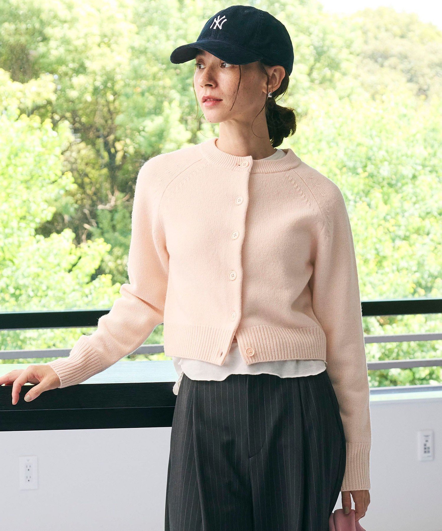 【ビューティ&ユース ユナイテッドアローズ/BEAUTY&YOUTH / UNITED ARROWS】のウールニット ショートカーディガン インテリア・キッズ・メンズ・レディースファッション・服の通販 founy(ファニー) ファッション Fashion レディースファッション Fashion for Women トップス・カットソー Cut & Sew Tops ニット Knit Tops & Sweaters カーディガン・羽織り Layered Style Cardigans カーディガン Cardigan, Knitwear クロップド Cropped, Short Length コンパクト Compact, Small Size ショート Short, Short Length シンプル Simple, Minimal ストライプ Stripe, Striped Pattern トレンド Trend, Trending Now 人気 Popular, Best Seller バランス Balance, Style Balance 羽織 Haori, Light Jacket マニッシュ Mannish, Boyish おすすめ Recommended / Our Picks LT.PINK|ID: prp329100004731119 ipo3291000000034832554