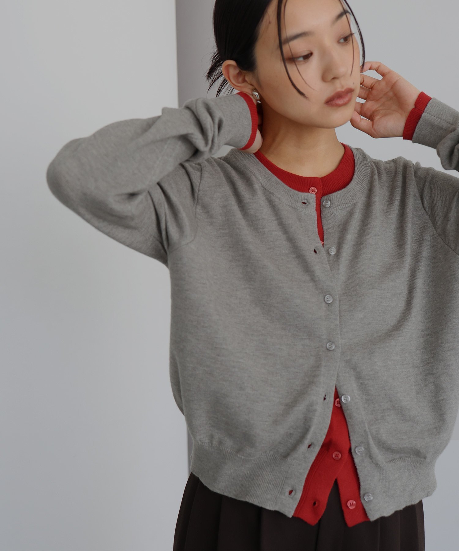 【ヘラム/hellam】のレイヤード配色ニットカーディガン インテリア・キッズ・メンズ・レディースファッション・服の通販 founy(ファニー) 　ファッション　Fashion　レディースファッション　Fashion for Women　トップス・カットソー　Cut & Sew Tops　ニット　Knit Tops & Sweaters　カーディガン・羽織り　Layered Style Cardigans　カーディガン　Cardigan, Knitwear　グレー|ID: prp329100004731342 ipo3291000000034789219