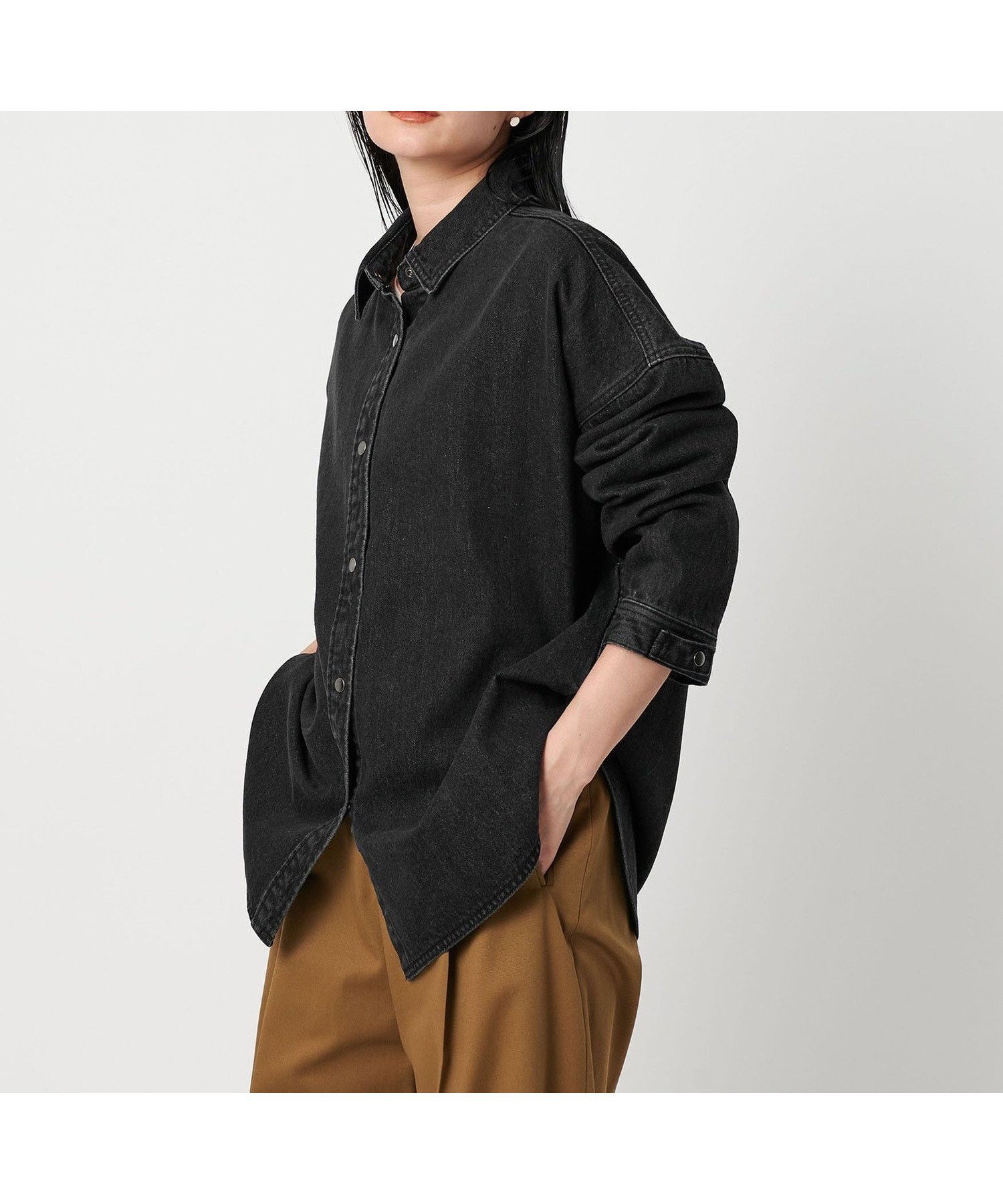 【ユナイテッドアローズ/UNITED ARROWS】のMARW UNITED ARROWS デニム オーバー シャツ インテリア・キッズ・メンズ・レディースファッション・服の通販 founy(ファニー) 　ファッション　Fashion　レディースファッション　Fashion for Women　トップス・カットソー　Cut & Sew Tops　シャツ・ブラウス・オフィスカジュアル　Elegant Blouses & Button-Ups　春　Spring　デニム　Denim, Jeans Material　人気　Popular, Best Seller　ポケット　Pocket, Pocket Detail　A/W・秋冬　Autumn/Winter　S/S・春夏　SS, Spring/Summer, Warm Season　おすすめ　Recommended / Our Picks　夏　Summer　ビジネス 仕事 通勤　Business / Work / Commuting　BLACK|ID: prp329100004731497 ipo3291000000034541103