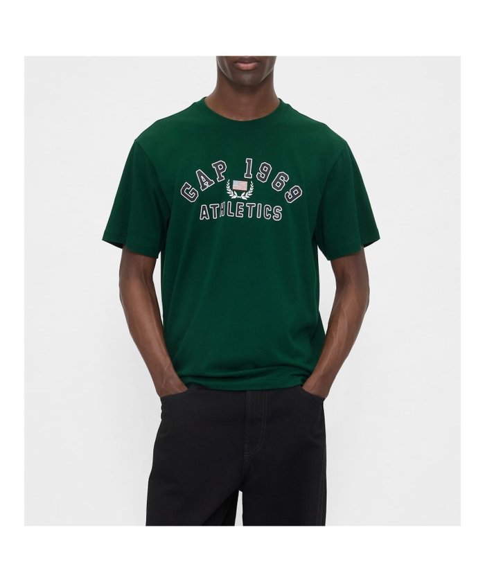 【ギャップ/GAP】のエブリディ ソフト リラックス グラフィックTシャツ インテリア・キッズ・メンズ・レディースファッション・服の通販 founy(ファニー) https://founy.com/ ファッション Fashion レディースファッション Fashion for Women トップス・カットソー Cut & Sew Tops シャツ・ブラウス・オフィスカジュアル Elegant Blouses & Button-Ups ロングTシャツ・Tシャツ Longline T-Shirts & Tees グラフィック Graphic, Graphic Design ショルダー Shoulder, Shoulder Strap ストレート Straight, Straight Cut ドロップ Drop Shoulder, Dropped Style フィット Fit, Slim Fit フロント Front, Front Design リラックス Relax, Relaxed Fit 半袖 Short Sleeve, Half Sleeve |ID: prp329100004731818 ipo3291000000034284311