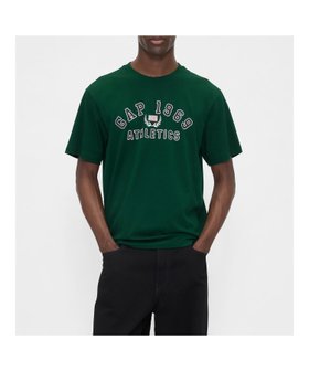 【ギャップ/GAP】のエブリディ ソフト リラックス グラフィックTシャツ 人気、トレンドファッション・服の通販 founy(ファニー) ファッション Fashion レディースファッション Fashion for Women トップス・カットソー Cut & Sew Tops シャツ・ブラウス・オフィスカジュアル Elegant Blouses & Button-Ups ロングTシャツ・Tシャツ Longline T-Shirts & Tees グラフィック Graphic, Graphic Design ショルダー Shoulder, Shoulder Strap ストレート Straight, Straight Cut ドロップ Drop Shoulder, Dropped Style フィット Fit, Slim Fit フロント Front, Front Design リラックス Relax, Relaxed Fit 半袖 Short Sleeve, Half Sleeve |ID:prp329100004731818