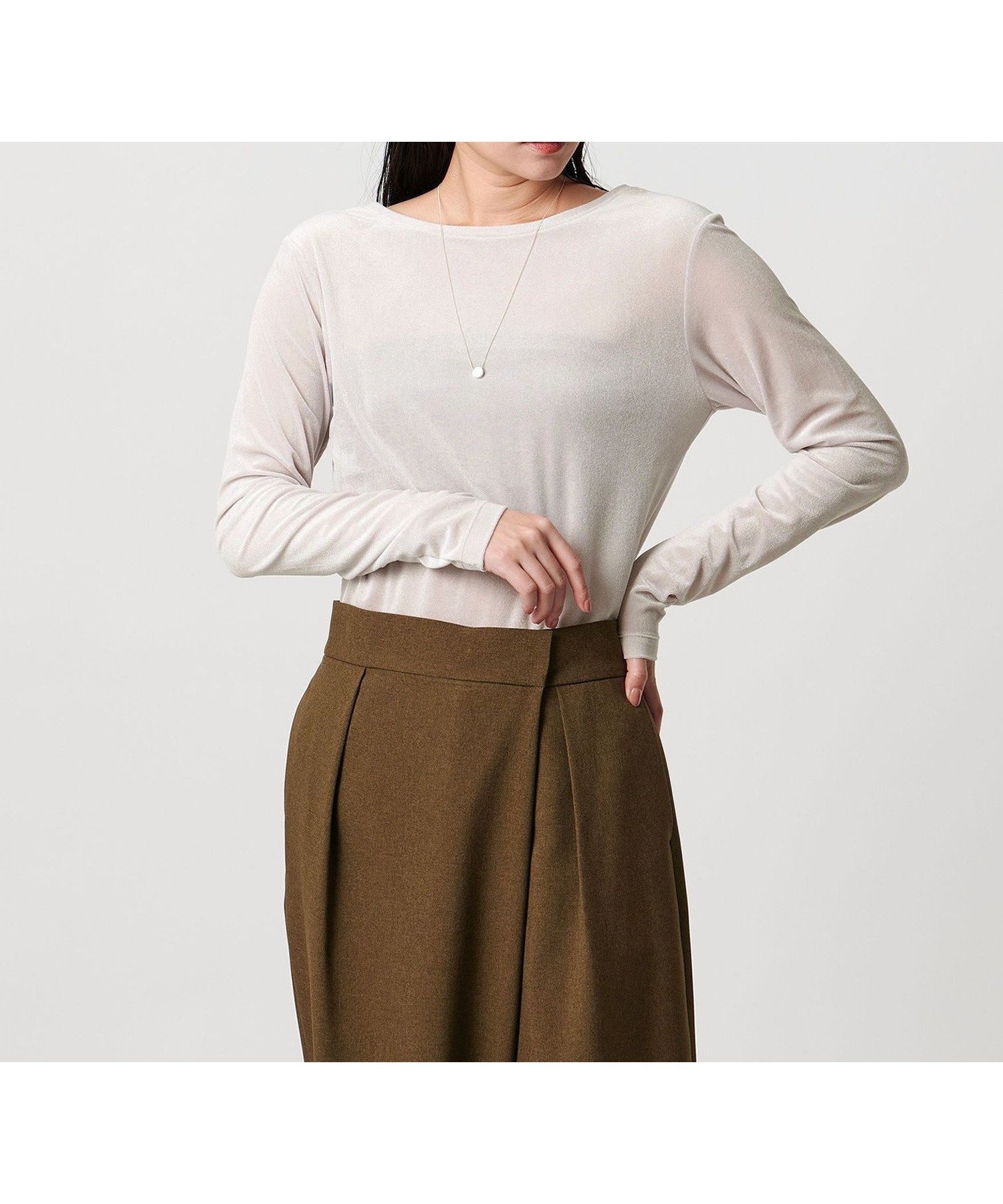 【ユナイテッドアローズ/UNITED ARROWS】のMARW UNITED ARROWS シアー ベロア ロングスリーブ カットソー インテリア・キッズ・メンズ・レディースファッション・服の通販 founy(ファニー) 　ファッション　Fashion　レディースファッション　Fashion for Women　トップス・カットソー　Cut & Sew Tops　カットソー・ベーシックTシャツ　Cut-and-Sewn Tops / Stretch Tees & Basics　ベロアトップス　Velour Tops / Velvet-Look Items　カットソー　Cut and Sewn Top　シアー　Sheer, See-Through　スリーブ　Sleeve, Long Sleeve / Short Sleeve　人気　Popular, Best Seller　長袖　Long Sleeve, Full Sleeve　ベロア　Velour, Soft Velvet　ロング　Long, Long-Length　ワイド　Wide, Wide Fit　ビジネス 仕事 通勤　Business / Work / Commuting　NATURAL|ID: prp329100004731883 ipo3291000000034520957