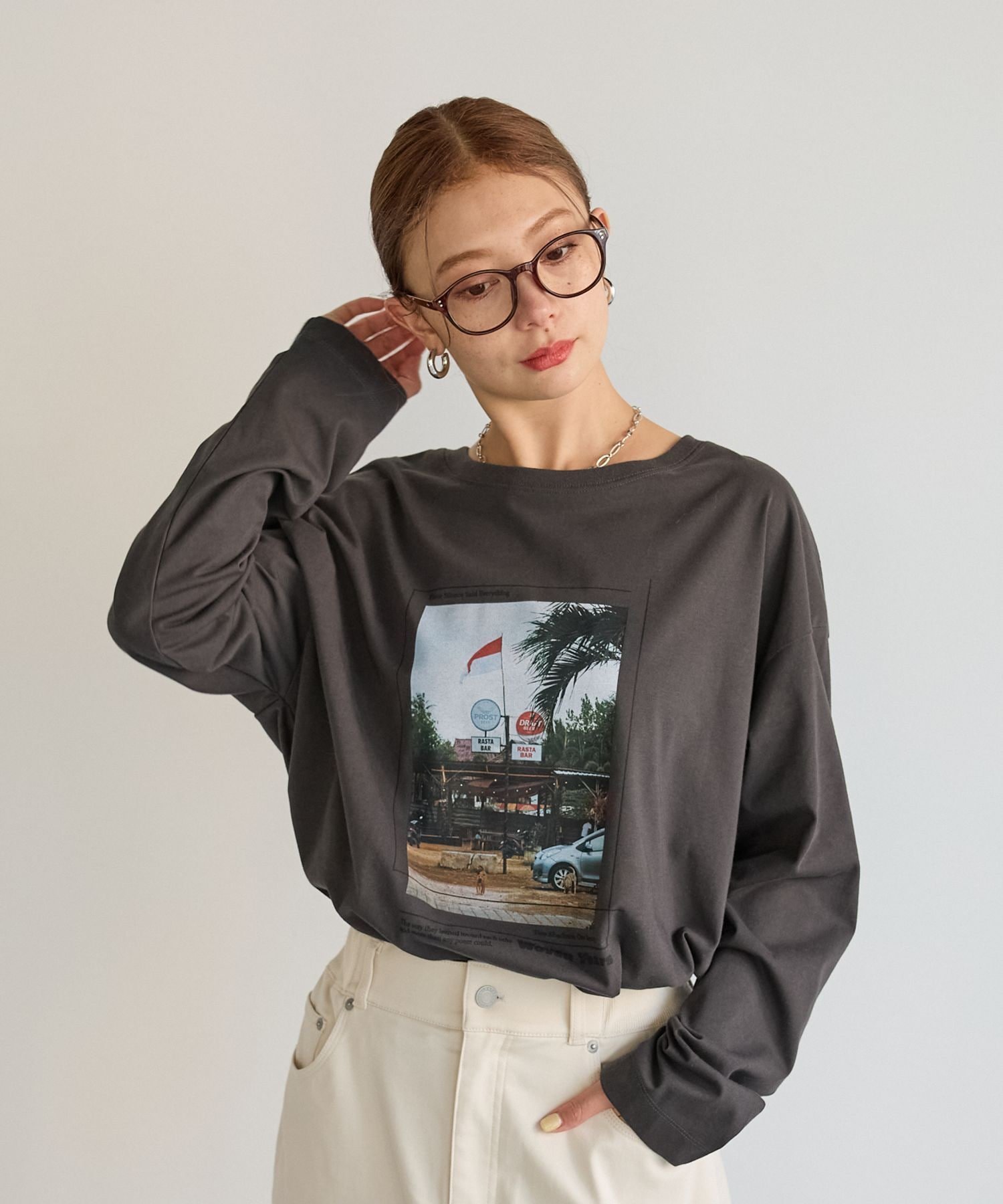 【ベイフロー/BAYFLOW】のシワになりにくい フォトプリントワイドロングスリーブT 人気、トレンドファッション・服の通販 founy(ファニー) 　ファッション　Fashion　レディースファッション　Fashion for Women　おすすめ　Recommended / Our Picks　インナー　Innerwear　カットソー　Cut and Sewn Top　ジャケット　Jacket, Outerwear　スリット　Slit, Slit Detail　プリント　Print, Printed Pattern　ヨーク　Yoke, Yoke Design　人気　Popular, Best Seller　半袖　Short Sleeve, Half Sleeve　長袖　Long Sleeve, Full Sleeve　 other-1|ID: prp329100004731973 ipo3291000000034402851