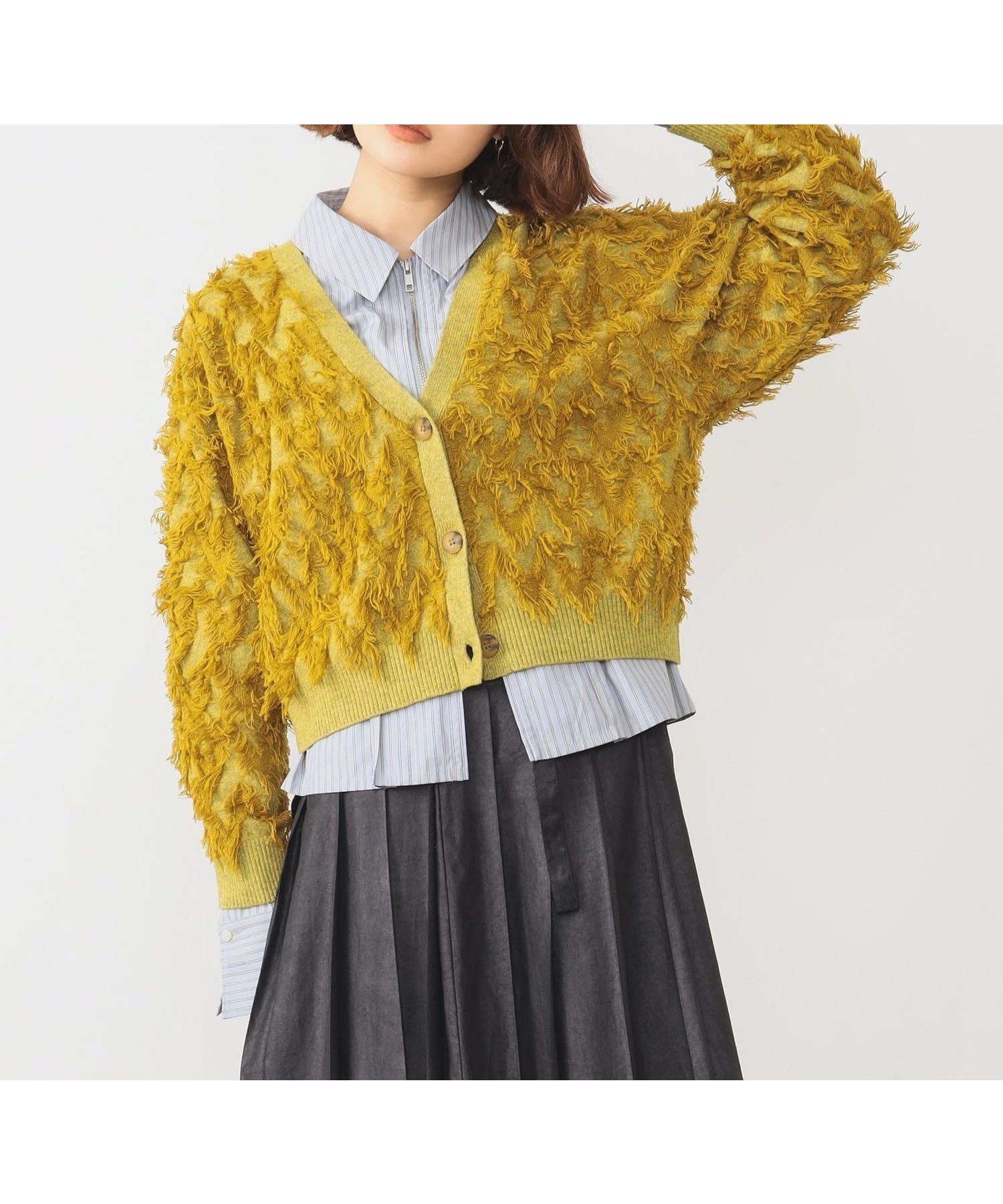 【ビームス ウイメン/BEAMS】のカット ジャカード フリンジ Vネック カーディガン 25AW 毛足 ふわふわ インテリア・キッズ・メンズ・レディースファッション・服の通販 founy(ファニー) 　ファッション　Fashion　レディースファッション　Fashion for Women　トップス・カットソー　Cut & Sew Tops　カーディガン・羽織り　Layered Style Cardigans　Vネックトップス　V-Neck Tops / V-Cut Neckline Shirts　カーディガン　Cardigan, Knitwear　キャミワンピース　Cami Dress, Slip Dress　シンプル　Simple, Minimal　ジャカード／ジャガード　Jacquard, Woven Pattern　ハイネック　High Neck, Mock Neck　フリンジ　Fringe, Tassel　ベーシック　Basic, Essential　ボーダー　Border, Stripe　A/W・秋冬　Autumn/Winter　おすすめ　Recommended / Our Picks　2025年　2025　2025-2026秋冬・A/W　Autumn/Winter 2025–26 AW25–26　YELLOW|ID: prp329100004732042 ipo3291000000034967676