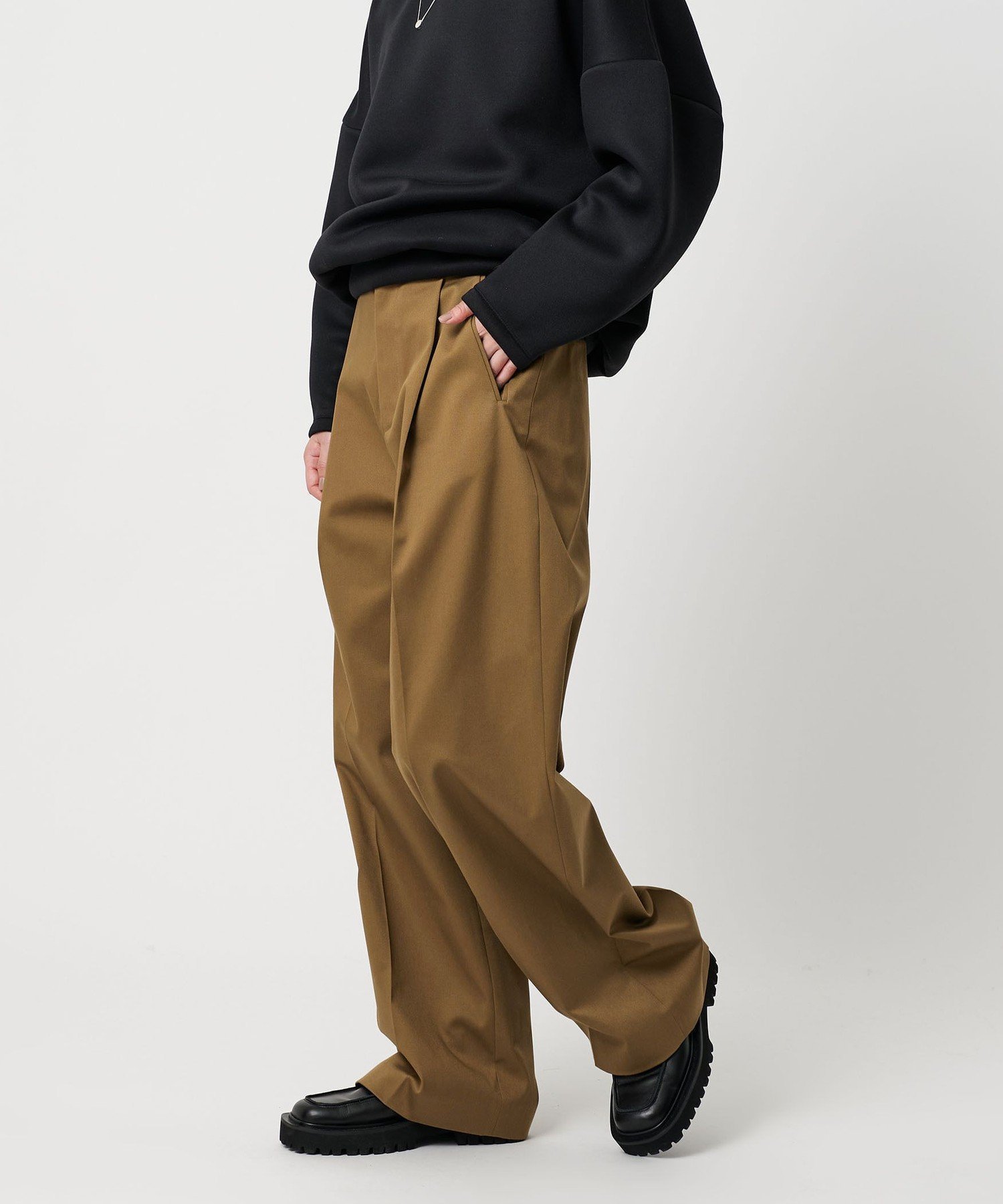 【ユナイテッドアローズ/UNITED ARROWS】のMARW UNITED ARROWS テーパード ワイド パンツ インテリア・キッズ・メンズ・レディースファッション・服の通販 founy(ファニー) 　ファッション　Fashion　レディースファッション　Fashion for Women　パンツ　Pants & Trousers　テーパード　Tapered, Tapered Pants　人気　Popular, Best Seller　パイピング　Piping, Trim Design　ポケット　Pocket, Pocket Detail　ワイド　Wide, Wide Fit　A/W・秋冬　Autumn/Winter　ビジネス 仕事 通勤　Business / Work / Commuting　MOCA|ID: prp329100004732048 ipo3291000000034538030