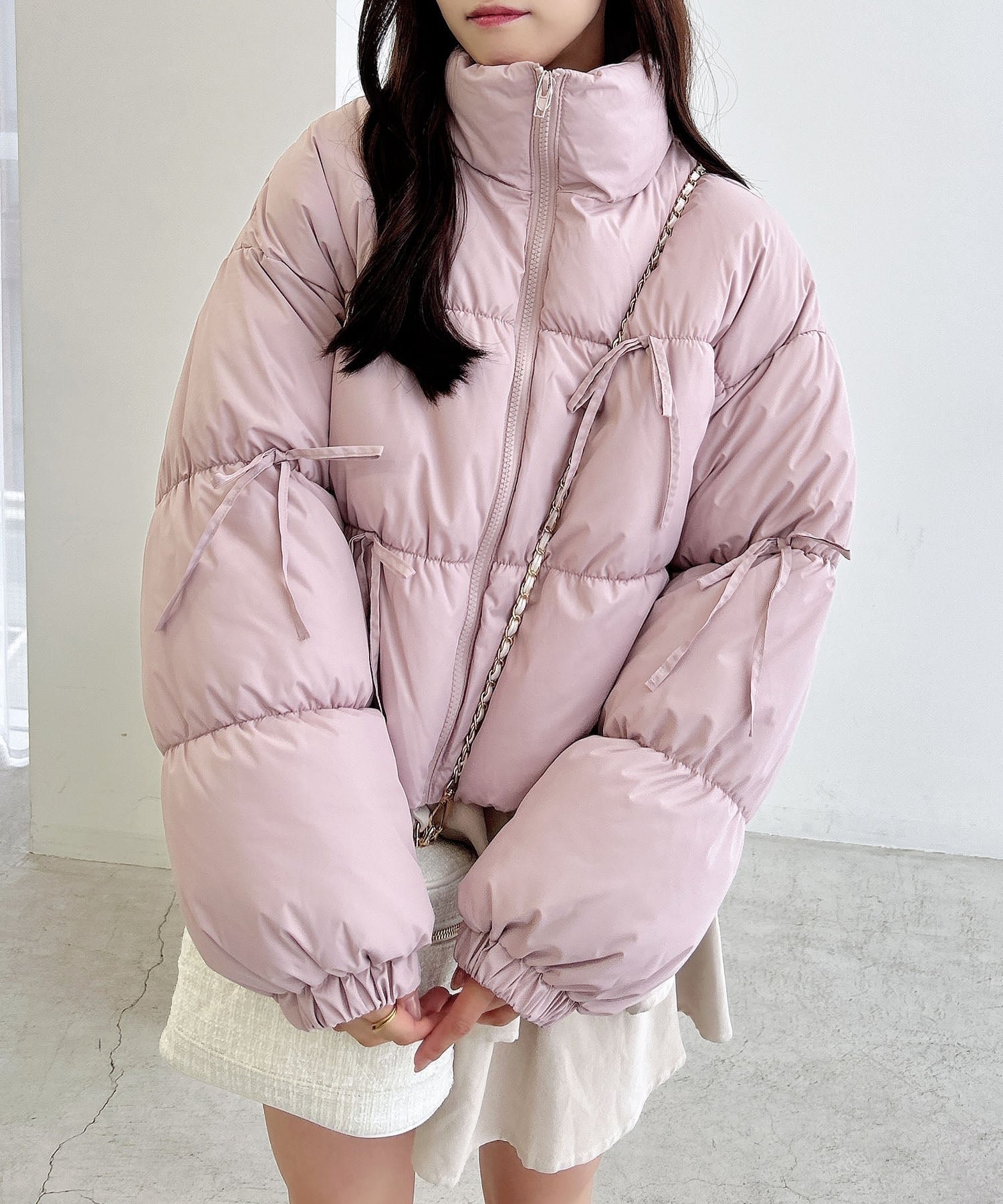 【イング/INGNI】のリボン付エコダウン インテリア・キッズ・メンズ・レディースファッション・服の通販 founy(ファニー) 　ファッション　Fashion　レディースファッション　Fashion for Women　ガーリー　Girly, Feminine Style　ショート　Short, Short Length　スタンド　Stand Collar, Upright Stand　スマホ　Smartphone, Mobile Device　ダウン　Down, Puffer　ドローコード　Drawcord, Drawstring Cord　ブルゾン　Blouson, Bomber Jacket　ボトム　Bottoms, Lower Wear　ポケット　Pocket, Pocket Detail　防寒　Cold Protection, Winter-Ready　マフラー　Scarf, Muffler　リボン　Ribbon, Bow　ロング　Long, Long-Length　ピンク|ID: prp329100004732107 ipo3291000000034181478