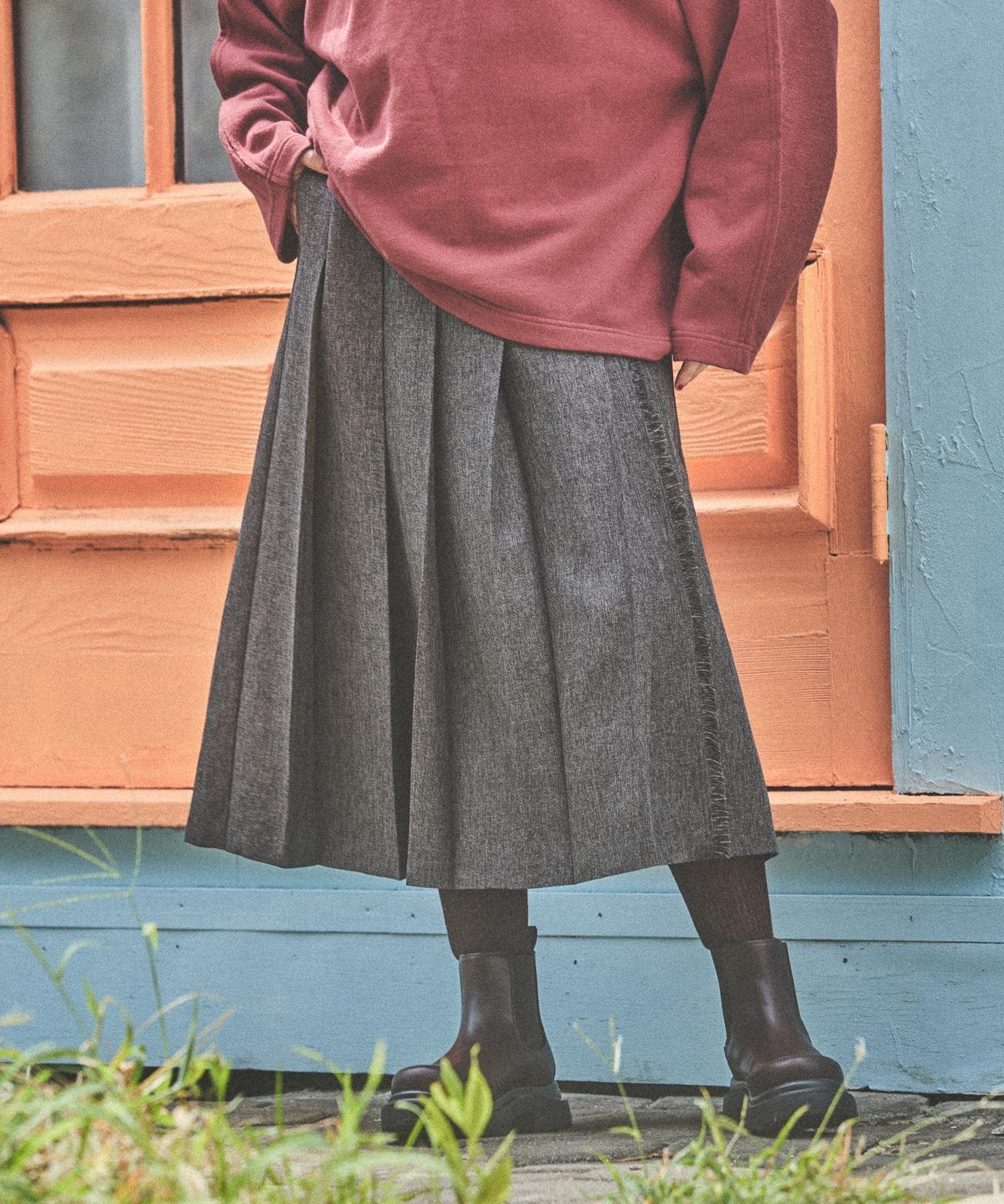 【ニコアンド/niko and】のアソートキルトスカート インテリア・キッズ・メンズ・レディースファッション・服の通販 founy(ファニー) 　ファッション　Fashion　レディースファッション　Fashion for Women　スカート　Skirts　おすすめ　Recommended / Our Picks　なめらか　Smooth, Silky Texture　キルト　Quilt, Quilted Fabric　クラシック　Classic, Timeless Style　シンプル　Simple, Minimal　スウェット / スエット　Sweatshirt, Sweatwear　ストレッチ　Stretch, Stretchy Fabric　チェック　Check, Plaid, Tartan　フレア　Flare, Flared　プリーツ　Pleats, Pleated　ロング　Long, Long-Length　エレガント 上品　Elegant　無地　Plain, Solid Color　ウールライクモノトーン|ID: prp329100004732138 ipo3291000000034359509