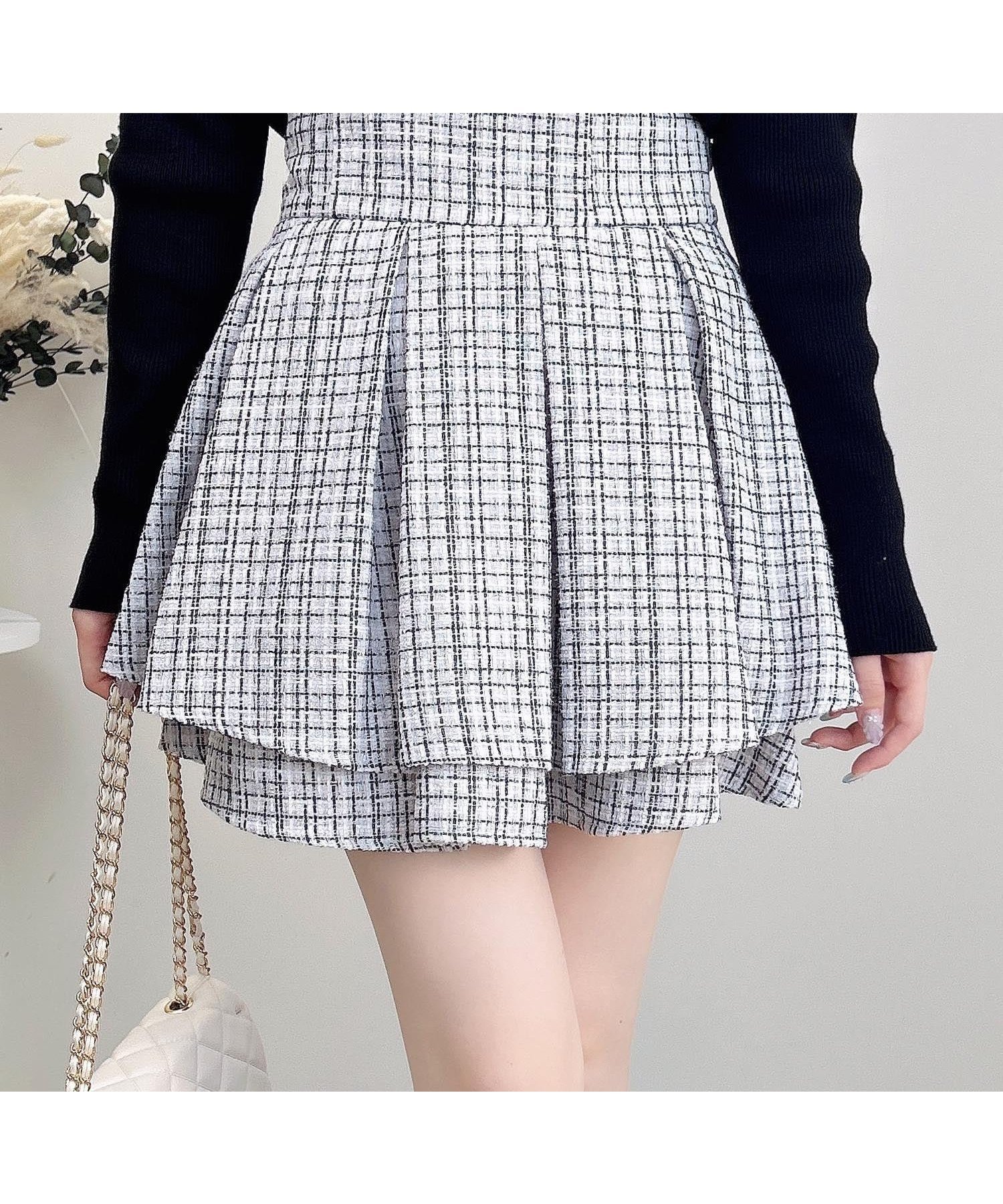 【イング/INGNI】の【WEB限定】ツイードタックミニフレアスカート インテリア・キッズ・メンズ・レディースファッション・服の通販 founy(ファニー) 　ファッション　Fashion　レディースファッション　Fashion for Women　スカート　Skirts　Aライン・フレアスカート　A-Line & Flared Skirts　ガーリー　Girly, Feminine Style　クラシカル　Classical, Vintage-Inspired　サイドジップ　Side Zip, Side Zipper　ショート　Short, Short Length　ダブル　Double, Double-Breasted　ツイード　Twill, Twill Weave　トレンド　Trend, Trending Now　フィット　Fit, Slim Fit　フェミニン　Feminine, Girly　フリル　Frill, Ruffle　フレア　Flare, Flared　ボトム　Bottoms, Lower Wear　ミニスカート　Mini Skirt, Short Skirt　ロング　Long, Long-Length　オフ/ツイード|ID: prp329100004732162 ipo3291000000034632151