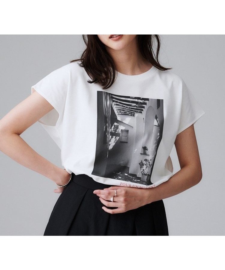 【アンタイトル/UNTITLED】の【コットン100/プリントロゴ】フォトTシャツ インテリア・キッズ・メンズ・レディースファッション・服の通販 founy(ファニー) ファッション Fashion レディースファッション Fashion for Women トップス・カットソー Cut & Sew Tops シャツ・ブラウス・オフィスカジュアル Elegant Blouses & Button-Ups ロングTシャツ・Tシャツ Longline T-Shirts & Tees おすすめ Recommended / Our Picks スマート Smart, Elegant スリーブ Sleeve, Long Sleeve / Short Sleeve デニム Denim, Jeans Material フレンチ French, French Style プリント Print, Printed Pattern リラックス Relax, Relaxed Fit 夏 Summer オフホワイト|ID: prp329100004732193 ipo3291000000034455133