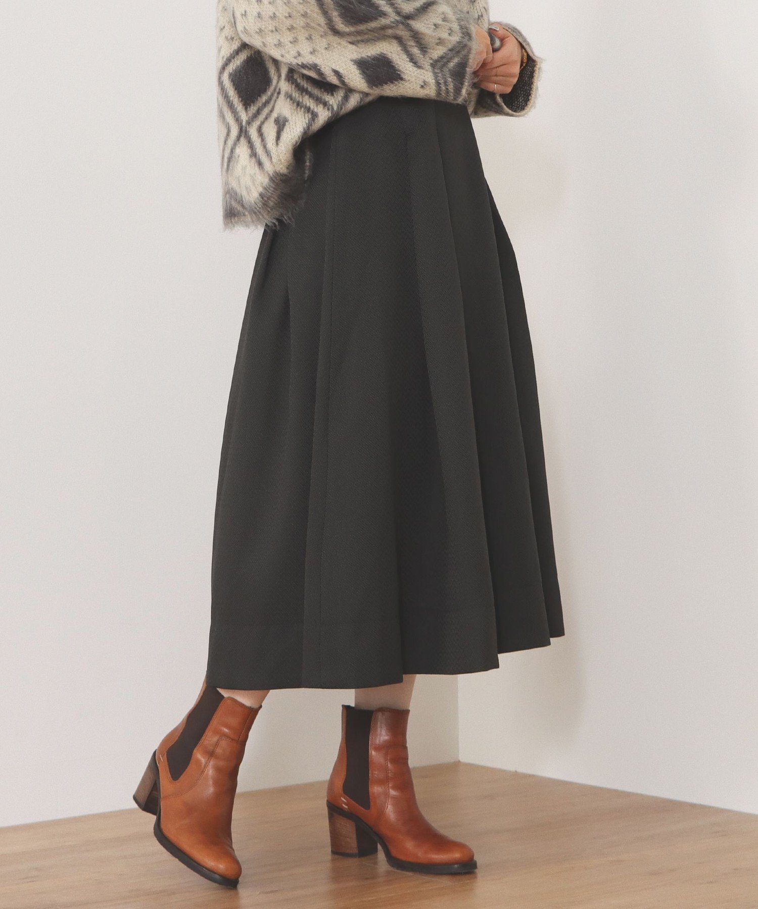 【ビームス ウイメン/BEAMS】のふくれ ジャカード フレアスカート インテリア・キッズ・メンズ・レディースファッション・服の通販 founy(ファニー) 　ファッション　Fashion　レディースファッション　Fashion for Women　スカート　Skirts　Aライン・フレアスカート　A-Line & Flared Skirts　カットソー　Cut and Sewn Top　クラシカル　Classical, Vintage-Inspired　ショート　Short, Short Length　ジャカード／ジャガード　Jacquard, Woven Pattern　バランス　Balance, Style Balance　パーカー　Hoodie, Parka　フレア　Flare, Flared　リブニット　Rib Knit, Ribbed Knit　リラックス　Relax, Relaxed Fit　A/W・秋冬　Autumn/Winter　C.BLACK|ID: prp329100004732231 ipo3291000000034498642