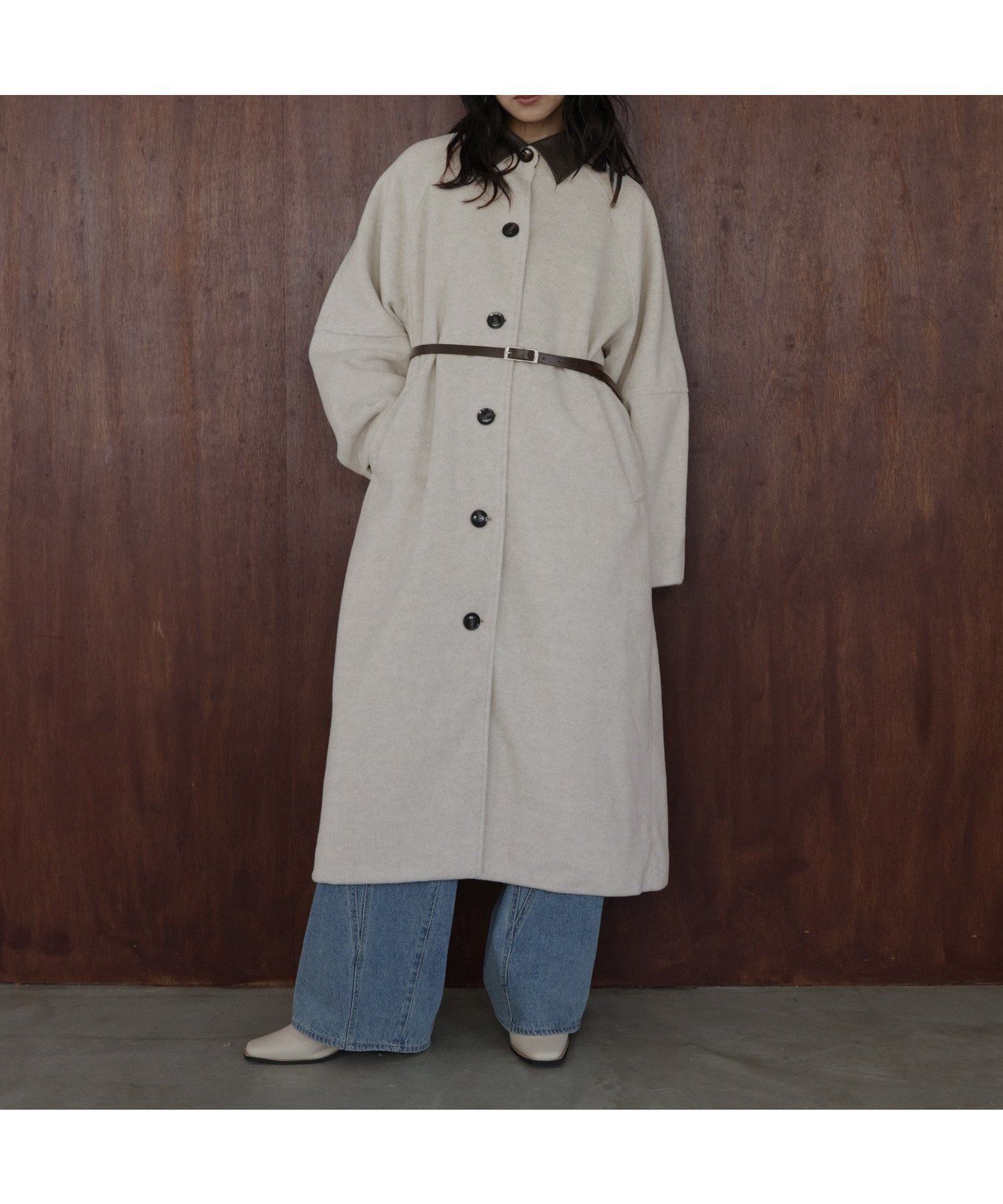 【ヘラム/hellam】のモッサ ベルト付きロングコート インテリア・キッズ・メンズ・レディースファッション・服の通販 founy(ファニー) 　ファッション　Fashion　レディースファッション　Fashion for Women　アウター　Coat / Outerwear Collection　コート・ロングコート・ピーコート　Long Coats, Peacoats & More　ベルト&ウエストマーク　Belts & Waist Accessories　ロング　Long, Long-Length　エレガント 上品　Elegant　切替　Switching, Contrast Panel　オートミール|ID: prp329100004732374 ipo3291000000034499164