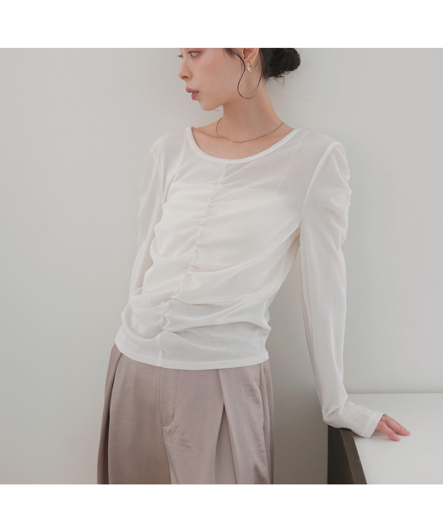 【リアン/Lian】のシアーベロアシャーリングプルオーバー インテリア・キッズ・メンズ・レディースファッション・服の通販 founy(ファニー) 　ファッション　Fashion　レディースファッション　Fashion for Women　トップス・カットソー　Cut & Sew Tops　カジュアルプルオーバー・ニットトップス　Pullovers & Knit Tops / Casual Pullovers　ベロアトップス　Velour Tops / Velvet-Look Items　オフホワイト|ID: prp329100004732390 ipo3291000000034234889