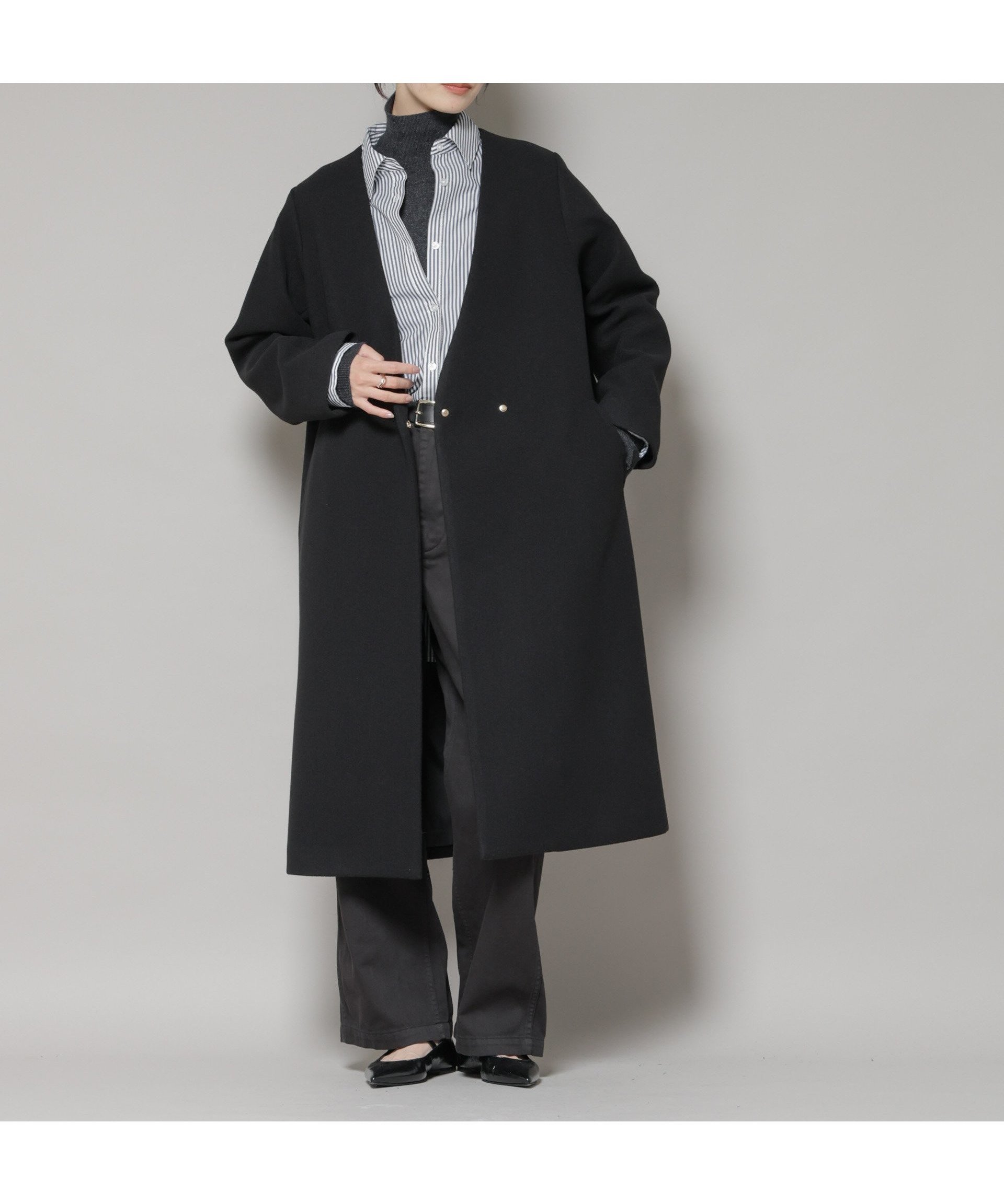 【ナノ ユニバース/nano universe】のVネックノーカラーコート インテリア・キッズ・メンズ・レディースファッション・服の通販 founy(ファニー) 　ファッション　Fashion　レディースファッション　Fashion for Women　アウター　Coat / Outerwear Collection　コート・ロングコート・ピーコート　Long Coats, Peacoats & More　今季　This Season, Current Season　シンプル　Simple, Minimal　スタイリッシュ　Stylish, Fashionable　タートルネック　Turtleneck, High Neck　ドット　Polka Dot, Dot Pattern　バランス　Balance, Style Balance　ベーシック　Basic, Essential　冬　Winter / This Winter　アウトレット　Outlet / Clearance　エレガント 上品　Elegant　ビジネス 仕事 通勤　Business / Work / Commuting　2025年　2025　2025-2026秋冬・A/W　Autumn/Winter 2025–26 AW25–26　ブラック|ID: prp329100004732391 ipo3291000000035046231