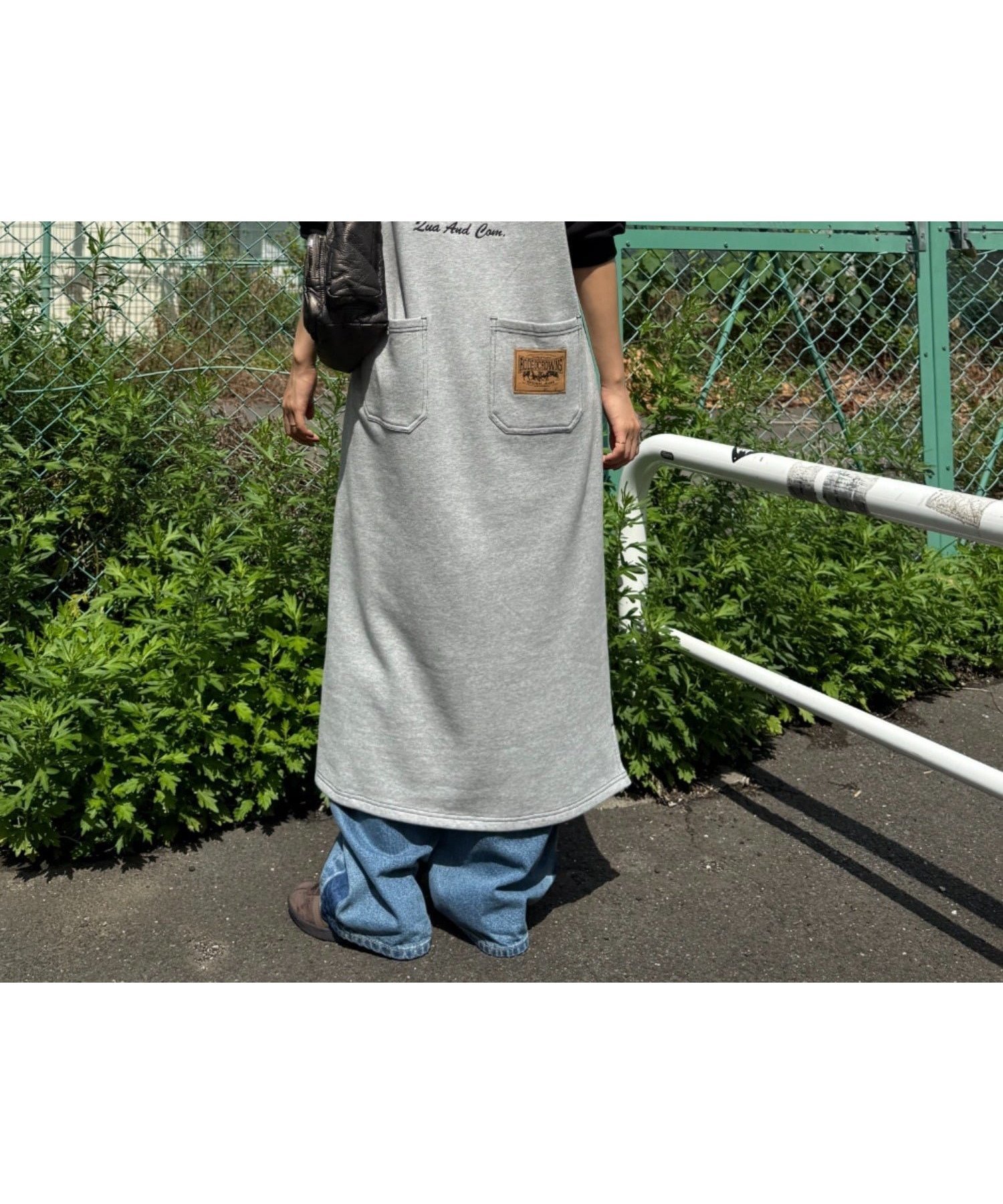 【ロデオクラウンズワイドボウル/RODEO CROWNS WIDE BOWL】のラグランカラーステッチワンピース インテリア・キッズ・メンズ・レディースファッション・服の通販 founy(ファニー) 　ファッション　Fashion　レディースファッション　Fashion for Women　ワンピース　Dresses　おすすめ　Recommended / Our Picks　ショート　Short, Short Length　スニーカー　Sneakers, Trainers　スリット　Slit, Slit Detail　パッチ　Patch, Appliqué　プリント　Print, Printed Pattern　今季　This Season, Current Season　T.GRY|ID: prp329100004732426 ipo3291000000034609567