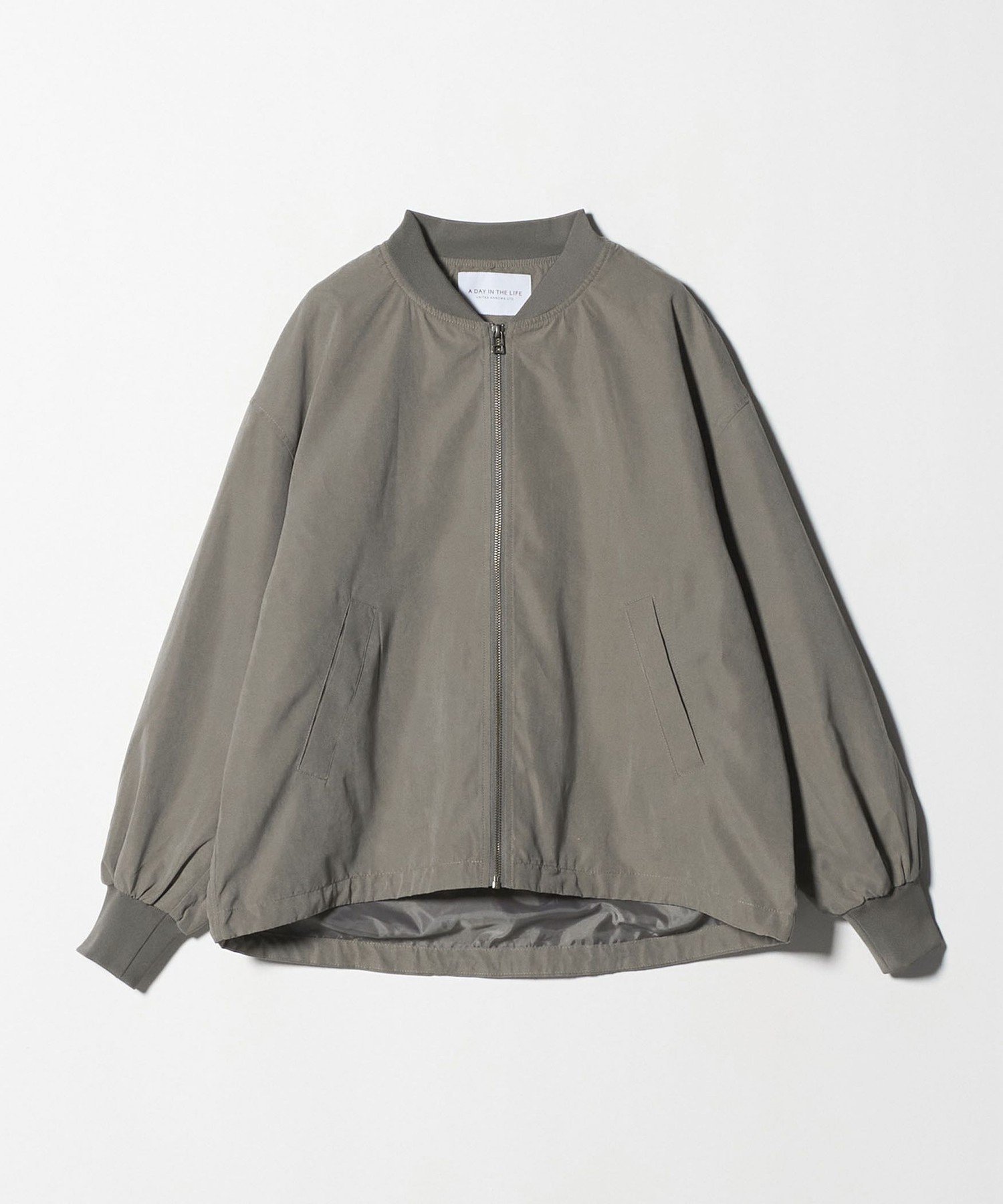 【ユナイテッドアローズ/UNITED ARROWS】のヘムコード リブブルゾン A DAY IN THE LIFE 人気、トレンドファッション・服の通販 founy(ファニー) 　ファッション　Fashion　レディースファッション　Fashion for Women　アウター　Coat / Outerwear Collection　ブルゾンジャケット・スポーティアウター　Blouson Jackets　シンプル　Simple, Minimal　デニム　Denim, Jeans Material　トレンド　Trend, Trending Now　ドローコード　Drawcord, Drawstring Cord　バランス　Balance, Style Balance　ピーチ　Peach, Soft Touch　A/W・秋冬　Autumn/Winter　アウトレット　Outlet / Clearance　ビジネス 仕事 通勤　Business / Work / Commuting　 other-1|ID: prp329100004733320 ipo3291000000034974648