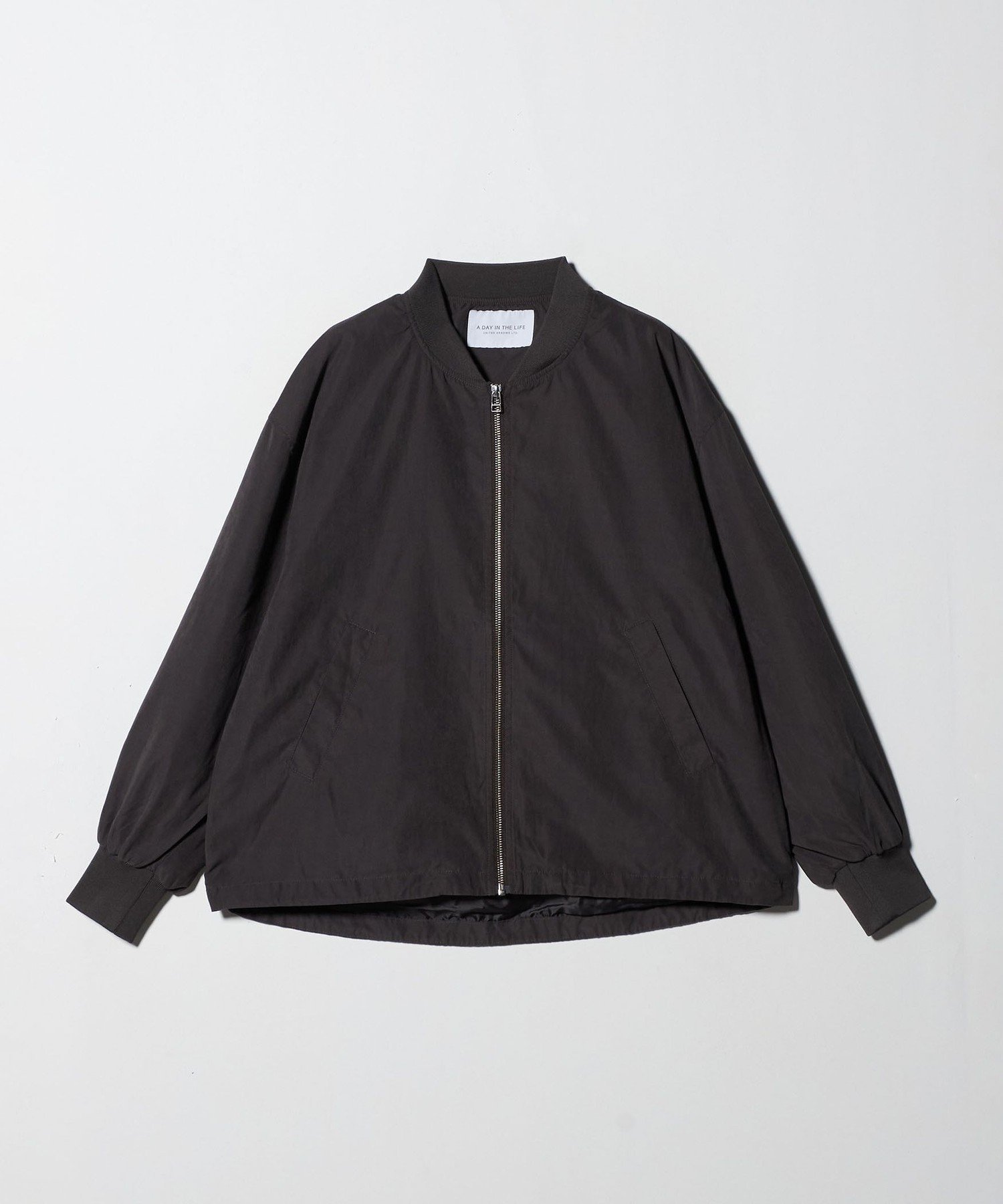 【ユナイテッドアローズ/UNITED ARROWS】のヘムコード リブブルゾン A DAY IN THE LIFE インテリア・キッズ・メンズ・レディースファッション・服の通販 founy(ファニー) 　ファッション　Fashion　レディースファッション　Fashion for Women　アウター　Coat / Outerwear Collection　ブルゾンジャケット・スポーティアウター　Blouson Jackets　シンプル　Simple, Minimal　デニム　Denim, Jeans Material　トレンド　Trend, Trending Now　ドローコード　Drawcord, Drawstring Cord　バランス　Balance, Style Balance　ピーチ　Peach, Soft Touch　A/W・秋冬　Autumn/Winter　アウトレット　Outlet / Clearance　ビジネス 仕事 通勤　Business / Work / Commuting　その他1|ID: prp329100004733320 ipo3291000000034974655