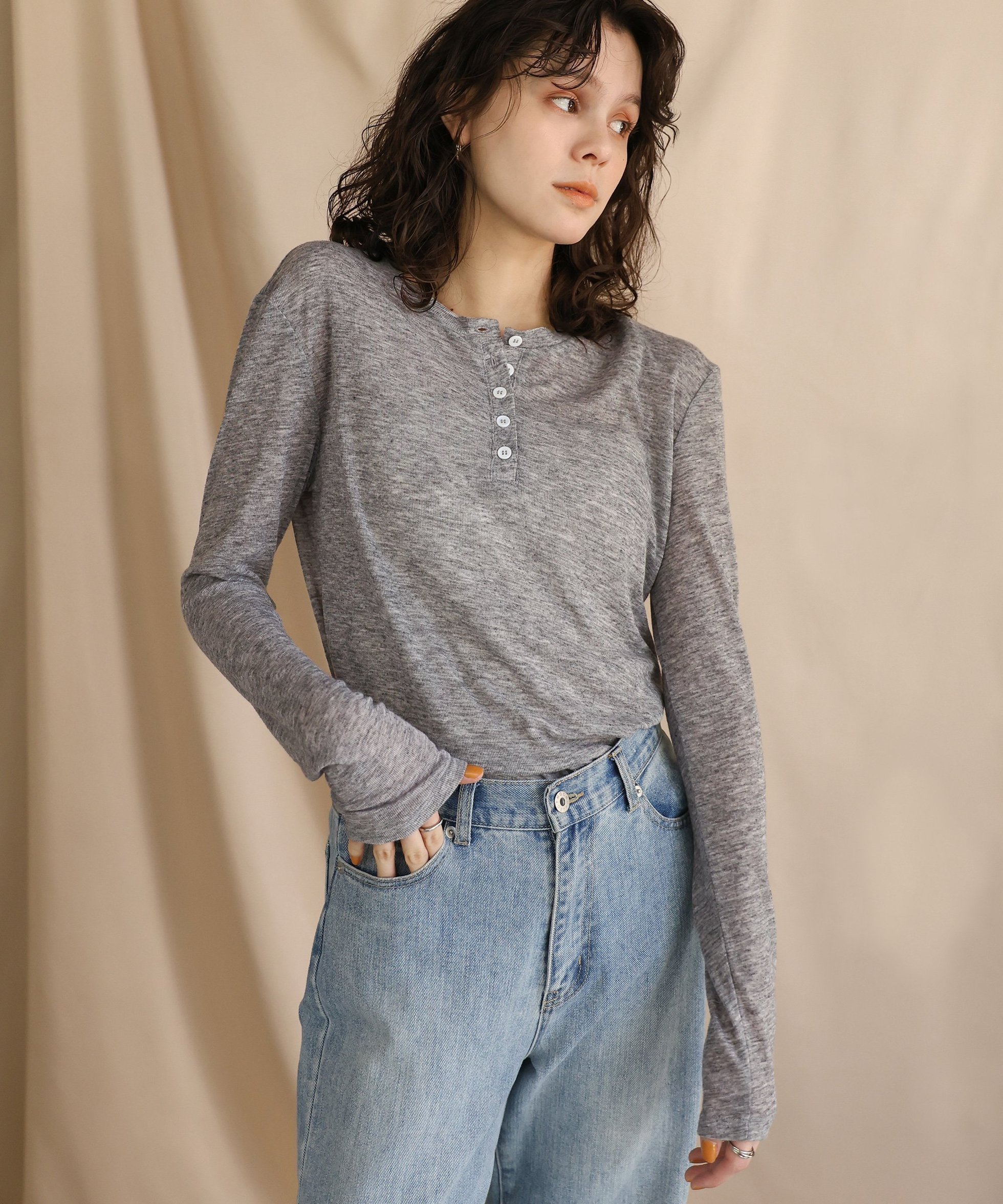【セレクトモカ/SELECT MOCA】のヘンリーネックシアーロンT インテリア・キッズ・メンズ・レディースファッション・服の通販 founy(ファニー) 　ファッション　Fashion　レディースファッション　Fashion for Women　トップス・カットソー　Cut & Sew Tops　ロングTシャツ・Tシャツ　Longline T-Shirts & Tees　おすすめ　Recommended / Our Picks　カットソー　Cut and Sewn Top　シアー　Sheer, See-Through　フィット　Fit, Slim Fit　ルーズ　Loose, Oversized　グレー-900|ID: prp329100004733376 ipo3291000000034286456