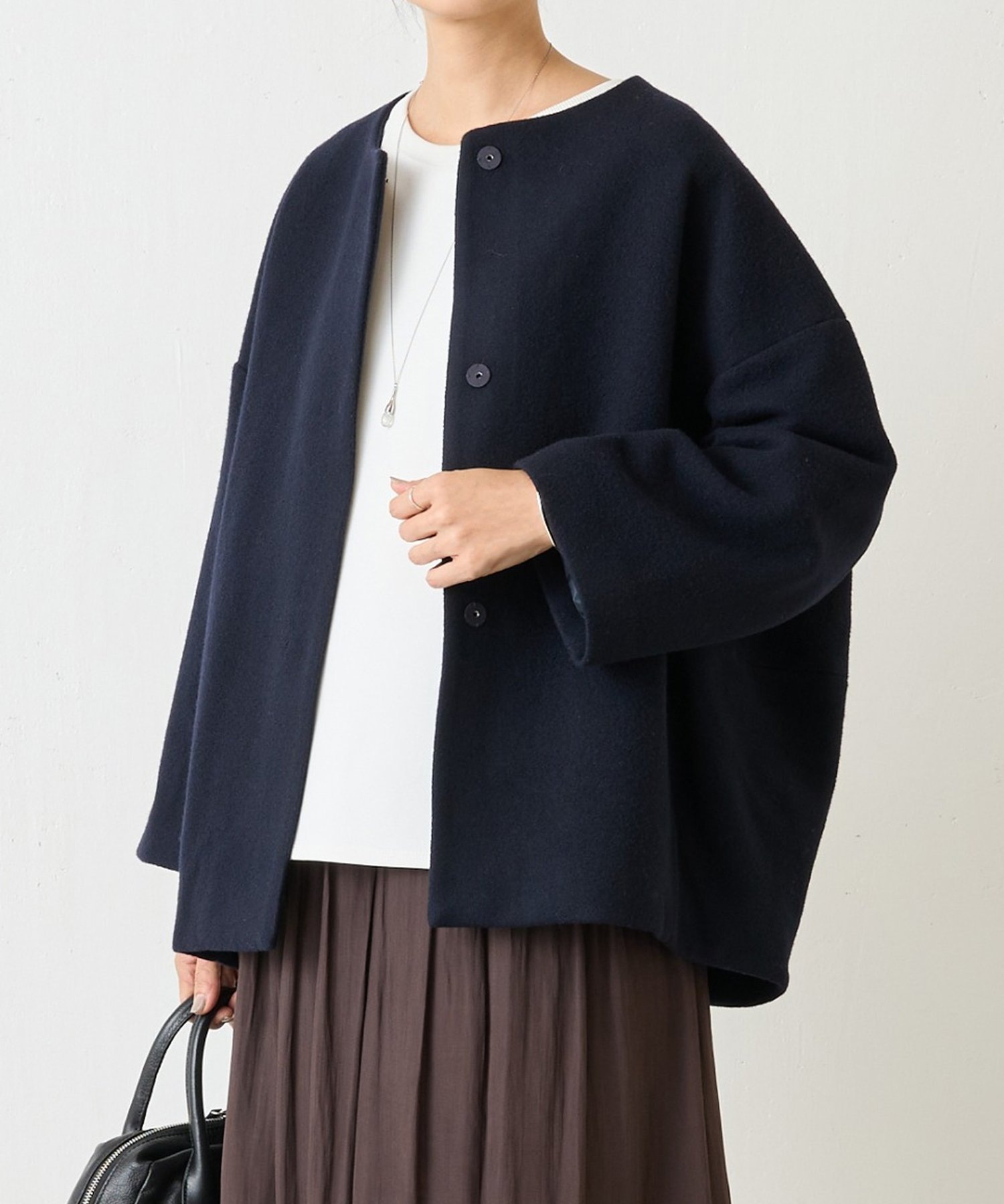 【ビアズリー/BEARDSLEY】の後ろぷっくりウールショートコート インテリア・キッズ・メンズ・レディースファッション・服の通販 founy(ファニー) ファッション Fashion レディースファッション Fashion for Women アウター Coat / Outerwear Collection コート・ロングコート・ピーコート Long Coats, Peacoats & More ストール Stole, Wrap タートル Turtleneck, Turtle Collar ポケット Pocket, Pocket Detail A/W・秋冬 Autumn/Winter 再入荷 Restock / Back in Stock おすすめ Recommended / Our Picks ネイビー|ID: prp329100004733403 ipo3291000000034430285