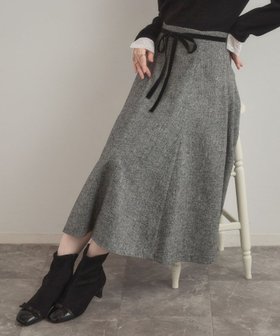 【クチュール ブローチ/Couture Brooch】の【通勤・大人上品】ラメツイード フレアスカート 人気、トレンドファッション・服の通販 founy(ファニー) ファッション Fashion レディースファッション Fashion for Women スカート Skirts Aライン・フレアスカート A-Line & Flared Skirts 2025年 2025 2025-2026秋冬・A/W Autumn/Winter 2025–26 AW25–26 おすすめ Recommended / Our Picks スマート Smart, Elegant ツイード Twill, Twill Weave フレア Flare, Flared ベロア Velour, Soft Velvet ポケット Pocket, Pocket Detail リボン Ribbon, Bow エレガント 上品 Elegant ビジネス 仕事 通勤 Business / Work / Commuting |ID:prp329100004733555