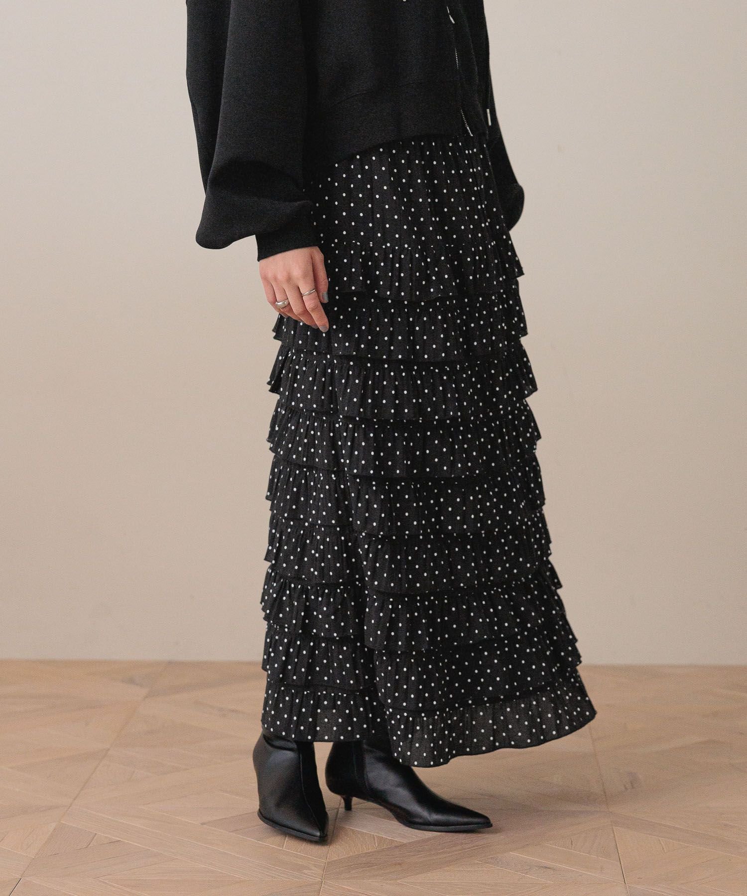 【ローリーズファーム/LOWRYS FARM】のフリルスカート インテリア・キッズ・メンズ・レディースファッション・服の通販 founy(ファニー) 　ファッション　Fashion　レディースファッション　Fashion for Women　スカート　Skirts　おすすめ　Recommended / Our Picks　カーディガン　Cardigan, Knitwear　コンパクト　Compact, Small Size　シンプル　Simple, Minimal　バランス　Balance, Style Balance　フリル　Frill, Ruffle　秋　Autumn　ドット|ID: prp329100004733556 ipo3291000000034587317