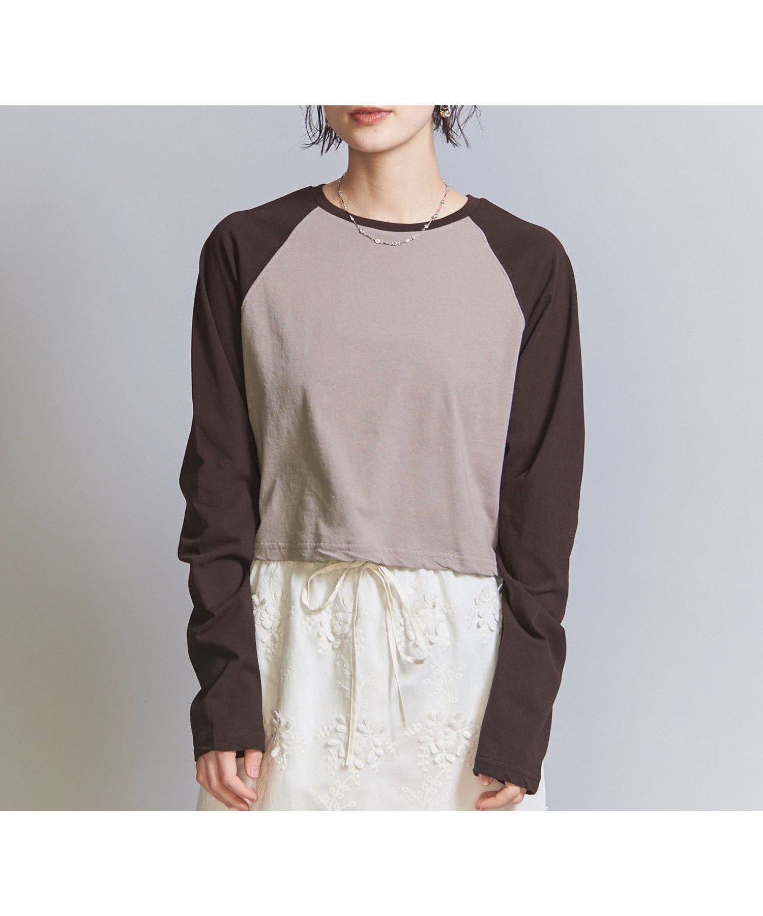 【ユナイテッドアローズ/UNITED ARROWS】のコットン ラグランスリーブ Tシャツ インテリア・キッズ・メンズ・レディースファッション・服の通販 founy(ファニー) 　ファッション　Fashion　レディースファッション　Fashion for Women　トップス・カットソー　Cut & Sew Tops　シャツ・ブラウス・オフィスカジュアル　Elegant Blouses & Button-Ups　ロングTシャツ・Tシャツ　Longline T-Shirts & Tees　ヴィンテージ　Vintage Style　春　Spring　コンパクト　Compact, Small Size　ショート　Short, Short Length　スリーブ　Sleeve, Long Sleeve / Short Sleeve　トレンド　Trend, Trending Now　ボトム　Bottoms, Lower Wear　アウトレット　Outlet / Clearance　おすすめ　Recommended / Our Picks　MOCA|ID: prp329100004733569 ipo3291000000034247426