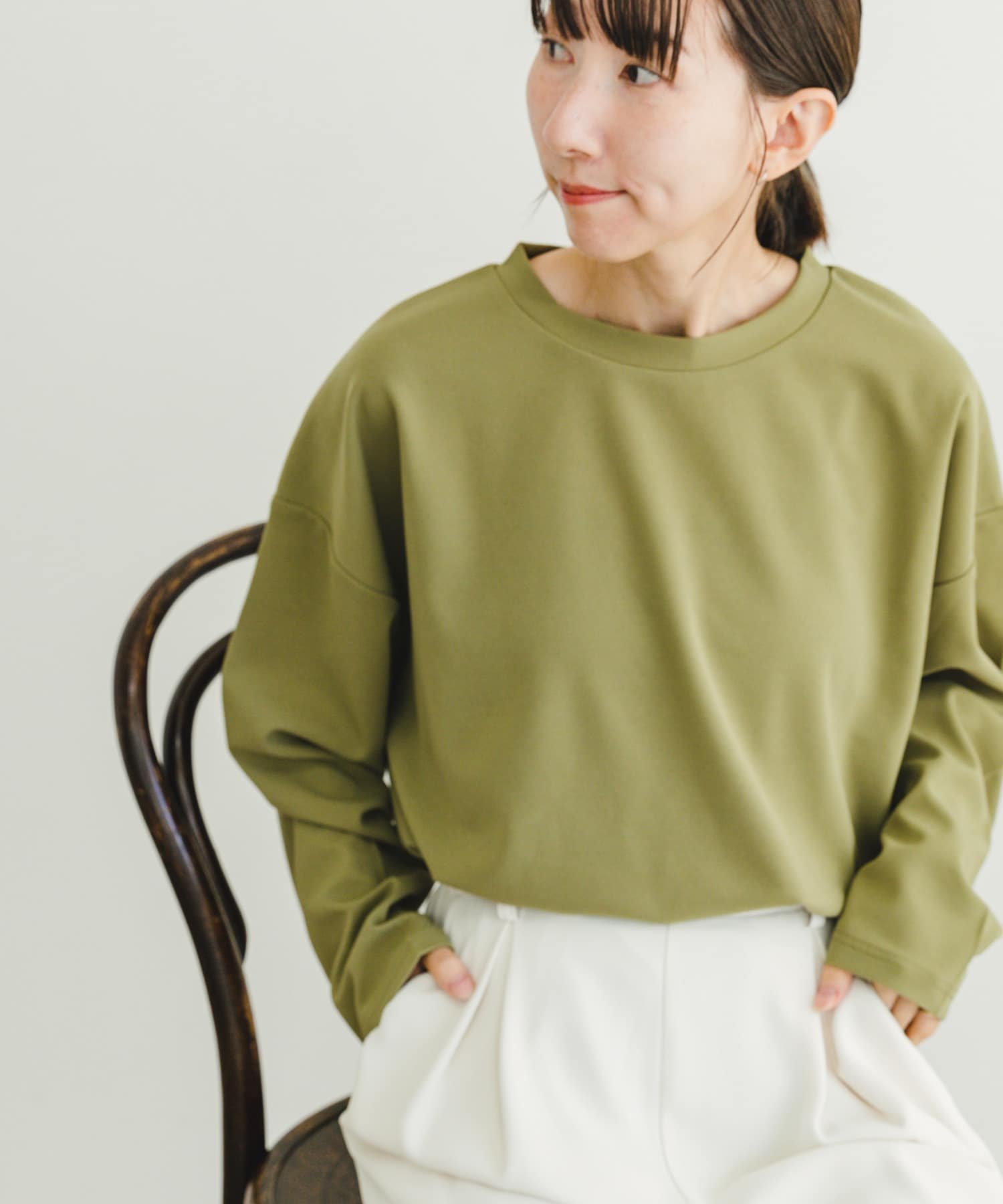 【アイテムズアーバンリサーチ/ITEMS URBAN RESEARCH】のカットジョーゼットロングTシャツ インテリア・キッズ・メンズ・レディースファッション・服の通販 founy(ファニー) 　ファッション　Fashion　レディースファッション　Fashion for Women　トップス・カットソー　Cut & Sew Tops　シャツ・ブラウス・オフィスカジュアル　Elegant Blouses & Button-Ups　ロングTシャツ・Tシャツ　Longline T-Shirts & Tees　2024年　2024　2024-2025秋冬・A/W　Autumn/Winter 2024–25 AW24–25　冬　Winter / This Winter　ジョーゼット　Georgette, Semi-Sheer Fabric　スリーブ　Sleeve, Long Sleeve / Short Sleeve　ロング　Long, Long-Length　吸水　Absorbent, Quick-Dry　A/W・秋冬　Autumn/Winter　L.KHK|ID: prp329100004733755 ipo3291000000034283872