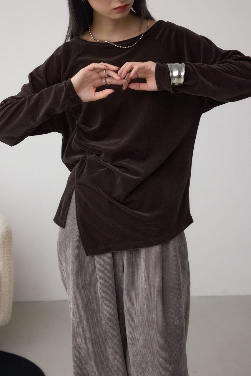 【アズール バイ マウジー/AZUL by moussy】のベロアアシメカットトップス インテリア・キッズ・メンズ・レディースファッション・服の通販 founy(ファニー) 　ファッション　Fashion　レディースファッション　Fashion for Women　トップス・カットソー　Cut & Sew Tops　ベロアトップス　Velour Tops / Velvet-Look Items　アシンメトリー　Asymmetrical Style　ストレッチ　Stretch, Stretchy Fabric　スラックス　Slacks, Dress Pants　デニム　Denim, Jeans Material　フィット　Fit, Slim Fit　ベロア　Velour, Soft Velvet　エレガント 上品　Elegant　D/BRN3|ID: prp329100004733832 ipo3291000000034648514