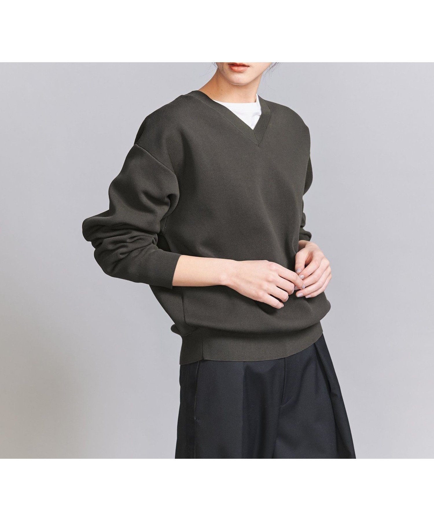 【ビューティ&ユース ユナイテッドアローズ/BEAUTY&YOUTH / UNITED ARROWS】のコットンナイロン Vネック プルオーバー -ウォッシャブル- インテリア・キッズ・メンズ・レディースファッション・服の通販 founy(ファニー) 　ファッション　Fashion　レディースファッション　Fashion for Women　トップス・カットソー　Cut & Sew Tops　カジュアルプルオーバー・ニットトップス　Pullovers & Knit Tops / Casual Pullovers　Vネックトップス　V-Neck Tops / V-Cut Neckline Shirts　ウォッシャブル　Machine Washable　シンプル　Simple, Minimal　ストレート　Straight, Straight Cut　スマート　Smart, Elegant　フォルム　Silhouette, Form　マニッシュ　Mannish, Boyish　ラップ　Wrap, Wrap Design　レース　Lace, Lace Fabric　おすすめ　Recommended / Our Picks　DK.GRAY|ID: prp329100004734044 ipo3291000000034353054