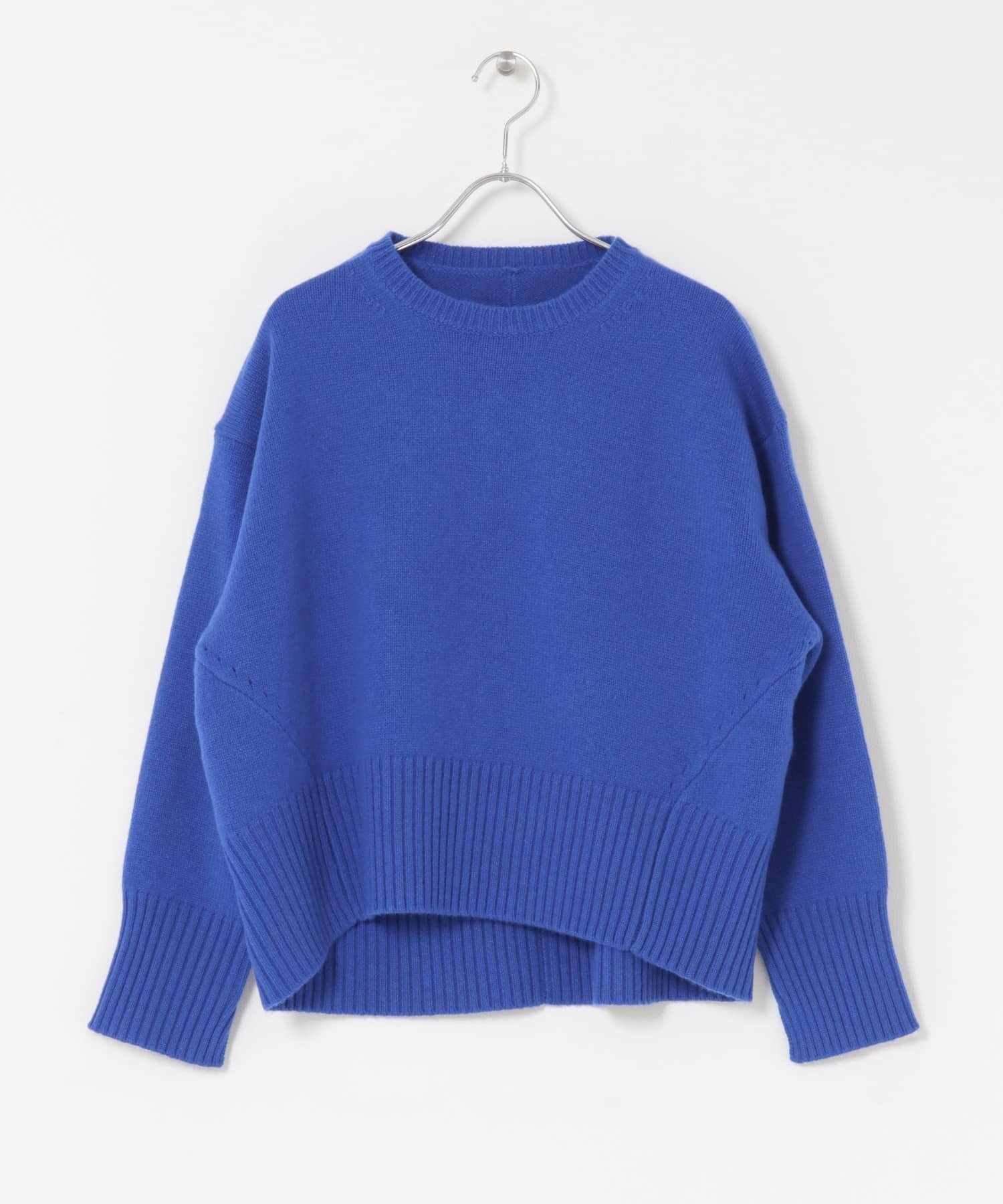 【アーバンリサーチ ロッソ/URBAN RESEARCH ROSSO】の『WEB/一部店舗限定』エクストラファインシームデザインニット インテリア・キッズ・メンズ・レディースファッション・服の通販 founy(ファニー) 　ファッション　Fashion　レディースファッション　Fashion for Women　トップス・カットソー　Cut & Sew Tops　ニット　Knit Tops & Sweaters　2025年　2025　2025-2026秋冬・A/W　Autumn/Winter 2025–26 AW25–26　冬　Winter / This Winter　コンパクト　Compact, Small Size　シンプル　Simple, Minimal　バランス　Balance, Style Balance　A/W・秋冬　Autumn/Winter　LOYAL BLUE|ID: prp329100004734087 ipo3291000000034280901