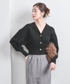 【ユナイテッドアローズ/UNITED ARROWS】のウール ショート Vネックカーディガン 人気、トレンドファッション・服の通販 founy(ファニー) ファッション Fashion レディースファッション Fashion for Women トップス・カットソー Cut & Sew Tops カーディガン・羽織り Layered Style Cardigans Vネックトップス V-Neck Tops / V-Cut Neckline Shirts イタリア Italy カーディガン Cardigan, Knitwear ショルダー Shoulder, Shoulder Strap ショート Short, Short Length ドロップ Drop Shoulder, Dropped Style なめらか Smooth, Silky Texture バランス Balance, Style Balance リラックス Relax, Relaxed Fit アウトレット Outlet / Clearance おすすめ Recommended / Our Picks thumbnail BLACK|ID: prp329100004734160 ipo3291000000034540614