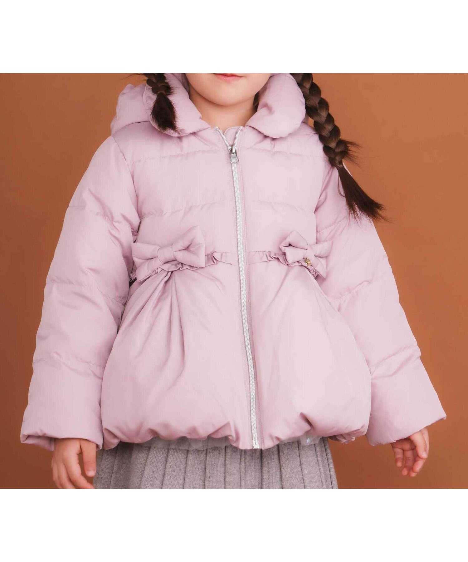 【ベベ オンライン ストア/BEBE ONLINE STORE / KIDS】のフード付き腰リボンペプラムダウンコート(90~130cm) インテリア・キッズ・メンズ・レディースファッション・服の通販 founy(ファニー) 　ファッション　Fashion　キッズファッション　Fashion for Kids　秋　Autumn　スマート　Smart, Elegant　タフタ　Taffeta, Structured Fabric　ダウン　Down, Puffer　チェック　Check, Plaid, Tartan　チャーム　Charm, Pendant　フレンチ　French, French Style　ペプラム　Peplum, Flared Hem　ミックス　Mix, Mixed Style　モチーフ　Motif, Design Theme　リボン　Ribbon, Bow　ループ　Loop, Loop Knit　A/W・秋冬　Autumn/Winter　エレガント 上品　Elegant　2025年　2025　2025-2026秋冬・A/W　Autumn/Winter 2025–26 AW25–26　ピンクパープル|ID: prp329100004734175 ipo3291000000034866991