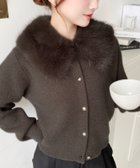 【モーメントプラス/moment+ / MEN】のフェイクファーティペット付き金ボタンもちもちニットカーディガン 人気、トレンドファッション・服の通販 founy(ファニー) ファッション Fashion メンズファッション Fashion for Men エアリー Airy Texture カーディガン Cardigan, Knitwear ガーリー Girly, Feminine Style ショート Short, Short Length デニム Denim, Jeans Material トレンド Trend, Trending Now なめらか Smooth, Silky Texture フェイクファー Faux Fur, Imitation Fur ベーシック Basic, Essential ミニスカート Mini Skirt, Short Skirt ロング Long, Long-Length 冬 Winter / This Winter 再入荷 Restock / Back in Stock プチプライス・低価格 Affordable / Budget Price エレガント 上品 Elegant thumbnail ブラウン|ID: prp329100004734208 ipo3291000000034304288