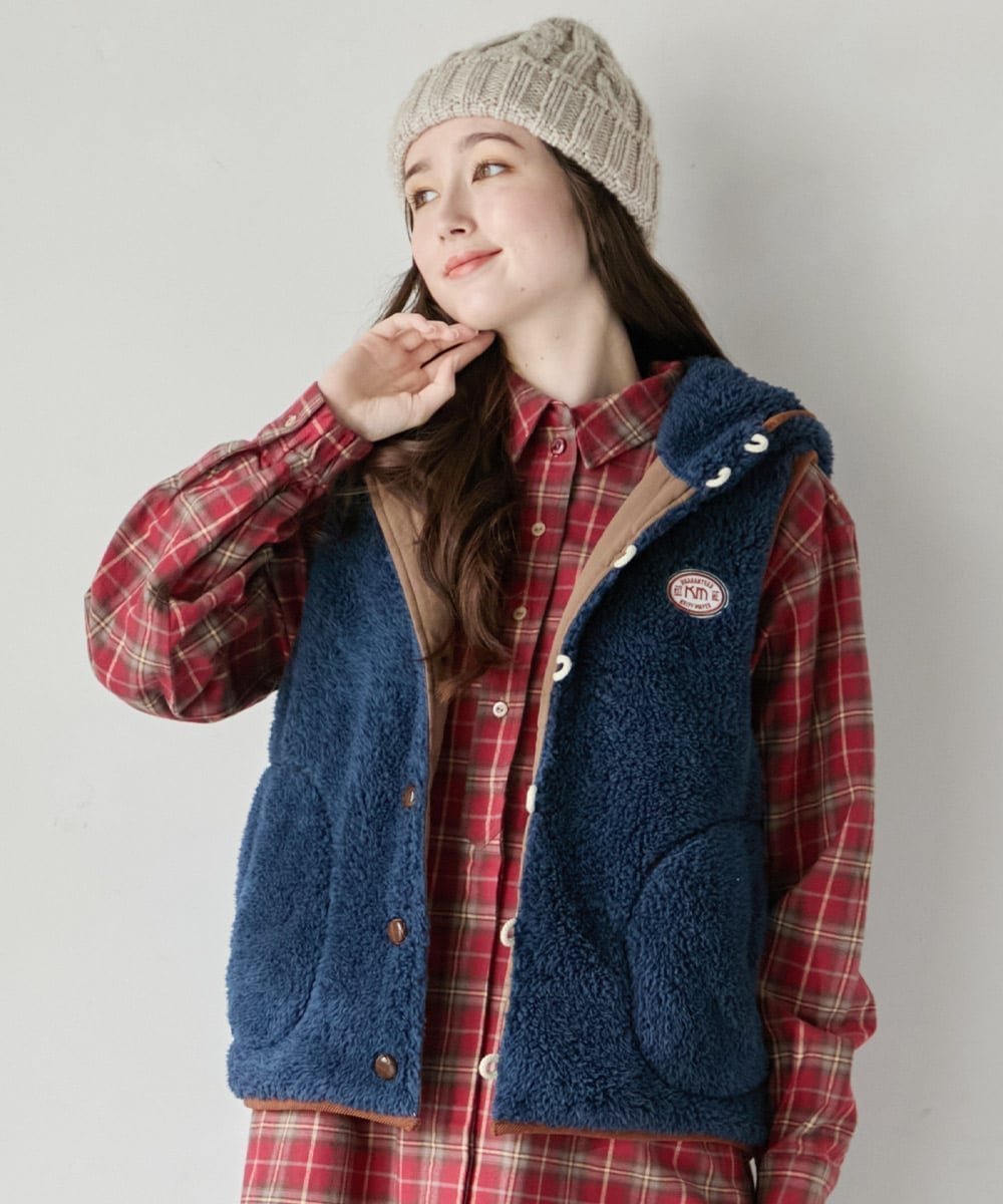 【クリフメイヤー/KRIFF MAYER】のシャギーボアボタンフードベスト インテリア・キッズ・メンズ・レディースファッション・服の通販 founy(ファニー) 　ファッション　Fashion　レディースファッション　Fashion for Women　アウター　Coat / Outerwear Collection　トップス・カットソー　Cut & Sew Tops　ベスト&ジレ / 重ね着スタイル　Vests & Gilets　コーデュロイ　Corduroy, Cord Fabric　スタンダード　Standard, Basic　人気　Popular, Best Seller　パイピング　Piping, Trim Design　ベスト　Vest, Waistcoat　ベーシック　Basic, Essential　マフラー　Scarf, Muffler　ミックス　Mix, Mixed Style　ループ　Loop, Loop Knit　A/W・秋冬　Autumn/Winter　NAVY|ID: prp329100004734310 ipo3291000000034949121