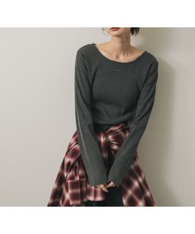 【センスオブプレイス/SENSE OF PLACE by URBAN RESEARCH】のプレートツキバレエネックトップ 人気、トレンドファッション・服の通販 founy(ファニー) ファッション Fashion レディースファッション Fashion for Women 2025年 2025 2025-2026秋冬・A/W Autumn/Winter 2025–26 AW25–26 冬 Winter / This Winter おすすめ Recommended / Our Picks インナー Innerwear スウェット / スエット Sweatshirt, Sweatwear デコルテ Décolleté, Neckline トレンド Trend, Trending Now フロント Front, Front Design プレート Plate, Dish メタル Metal, Metal Parts A/W・秋冬 Autumn/Winter |ID:prp329100004734831