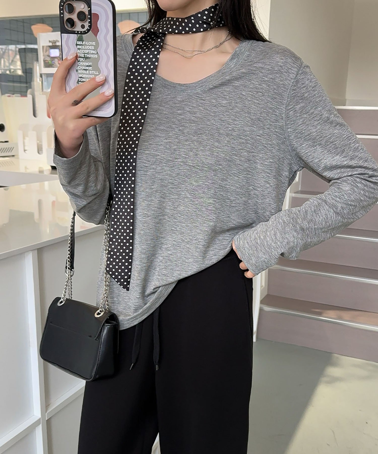 【ガール/GIRL】のUネックロングスリーブTシャツ カットソー インテリア・キッズ・メンズ・レディースファッション・服の通販 founy(ファニー) 　ファッション　Fashion　レディースファッション　Fashion for Women　トップス・カットソー　Cut & Sew Tops　シャツ・ブラウス・オフィスカジュアル　Elegant Blouses & Button-Ups　ロングTシャツ・Tシャツ　Longline T-Shirts & Tees　カットソー・ベーシックTシャツ　Cut-and-Sewn Tops / Stretch Tees & Basics　カットソー　Cut and Sewn Top　ベーシック　Basic, Essential　再入荷　Restock / Back in Stock　CGY|ID: prp329100004734855 ipo3291000000034203062