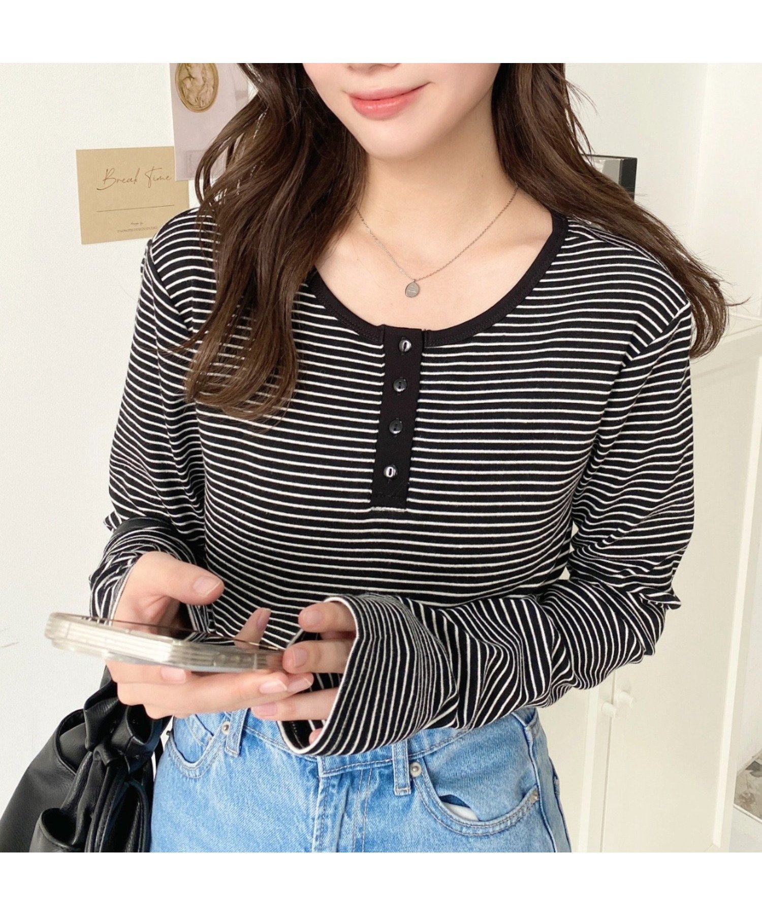 【モーメントプラス/moment+ / MEN】の前後2WAY袖くしゅくしゅヘンリーネックボーダーロンT インテリア・キッズ・メンズ・レディースファッション・服の通販 founy(ファニー) ファッション Fashion メンズファッション Fashion for Men カットソー Cut and Sewn Top シンプル Simple, Minimal ジャケット Jacket, Outerwear スリーブ Sleeve, Long Sleeve / Short Sleeve ダウン Down, Puffer トレンド Trend, Trending Now 定番 Standard, Basic Item フィット Fit, Slim Fit フェミニン Feminine, Girly ベスト Vest, Waistcoat ベーシック Basic, Essential ボーダー Border, Stripe ルーズ Loose, Oversized ロング Long, Long-Length 再入荷 Restock / Back in Stock プチプライス・低価格 Affordable / Budget Price ブラック|ID: prp329100004734926 ipo3291000000034783533