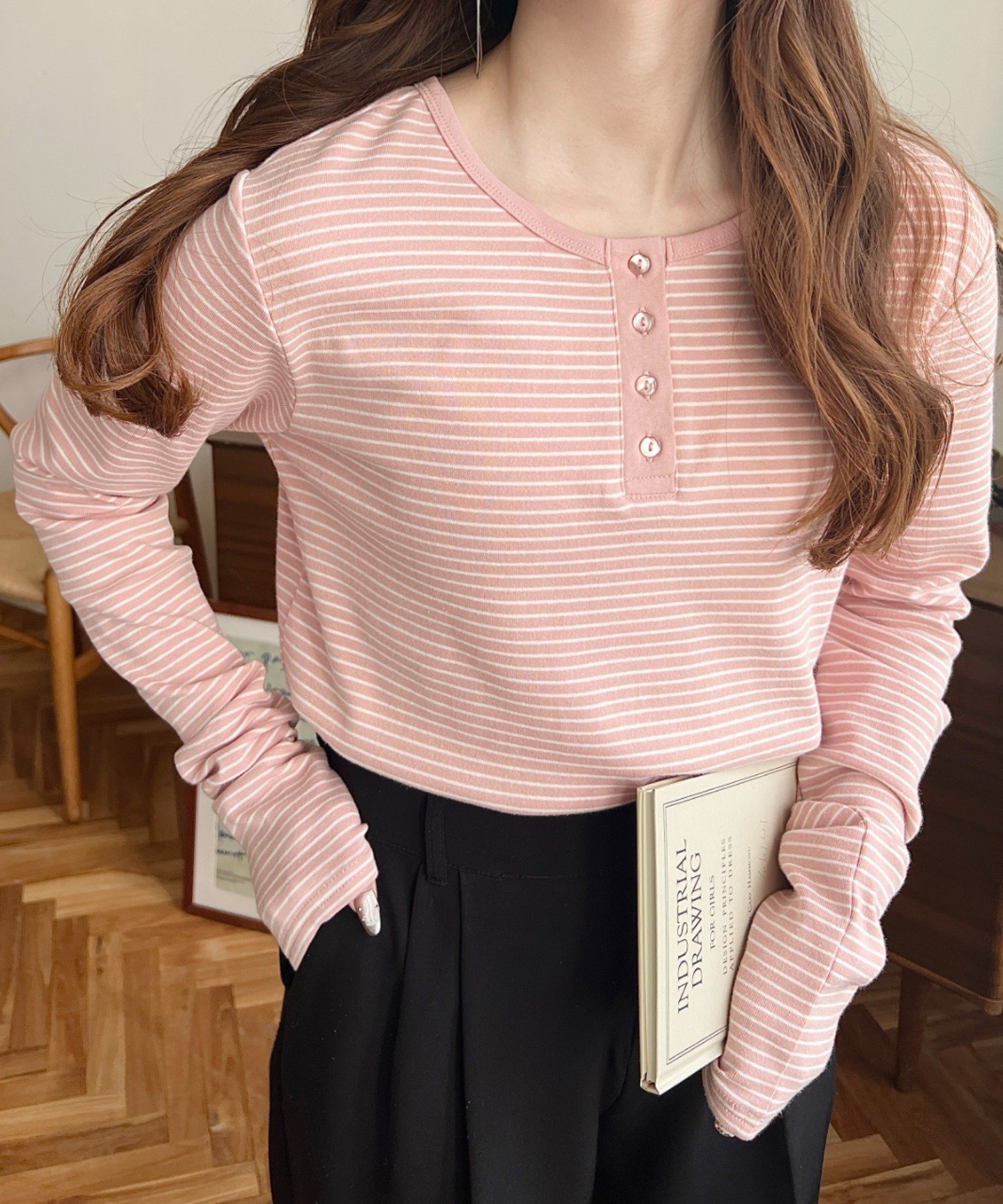 【モーメントプラス/moment+ / MEN】の前後2WAY袖くしゅくしゅヘンリーネックボーダーロンT インテリア・キッズ・メンズ・レディースファッション・服の通販 founy(ファニー) ファッション Fashion メンズファッション Fashion for Men カットソー Cut and Sewn Top シンプル Simple, Minimal ジャケット Jacket, Outerwear スリーブ Sleeve, Long Sleeve / Short Sleeve ダウン Down, Puffer トレンド Trend, Trending Now 定番 Standard, Basic Item フィット Fit, Slim Fit フェミニン Feminine, Girly ベスト Vest, Waistcoat ベーシック Basic, Essential ボーダー Border, Stripe ルーズ Loose, Oversized ロング Long, Long-Length 再入荷 Restock / Back in Stock プチプライス・低価格 Affordable / Budget Price ピンク|ID: prp329100004734926 ipo3291000000034783537