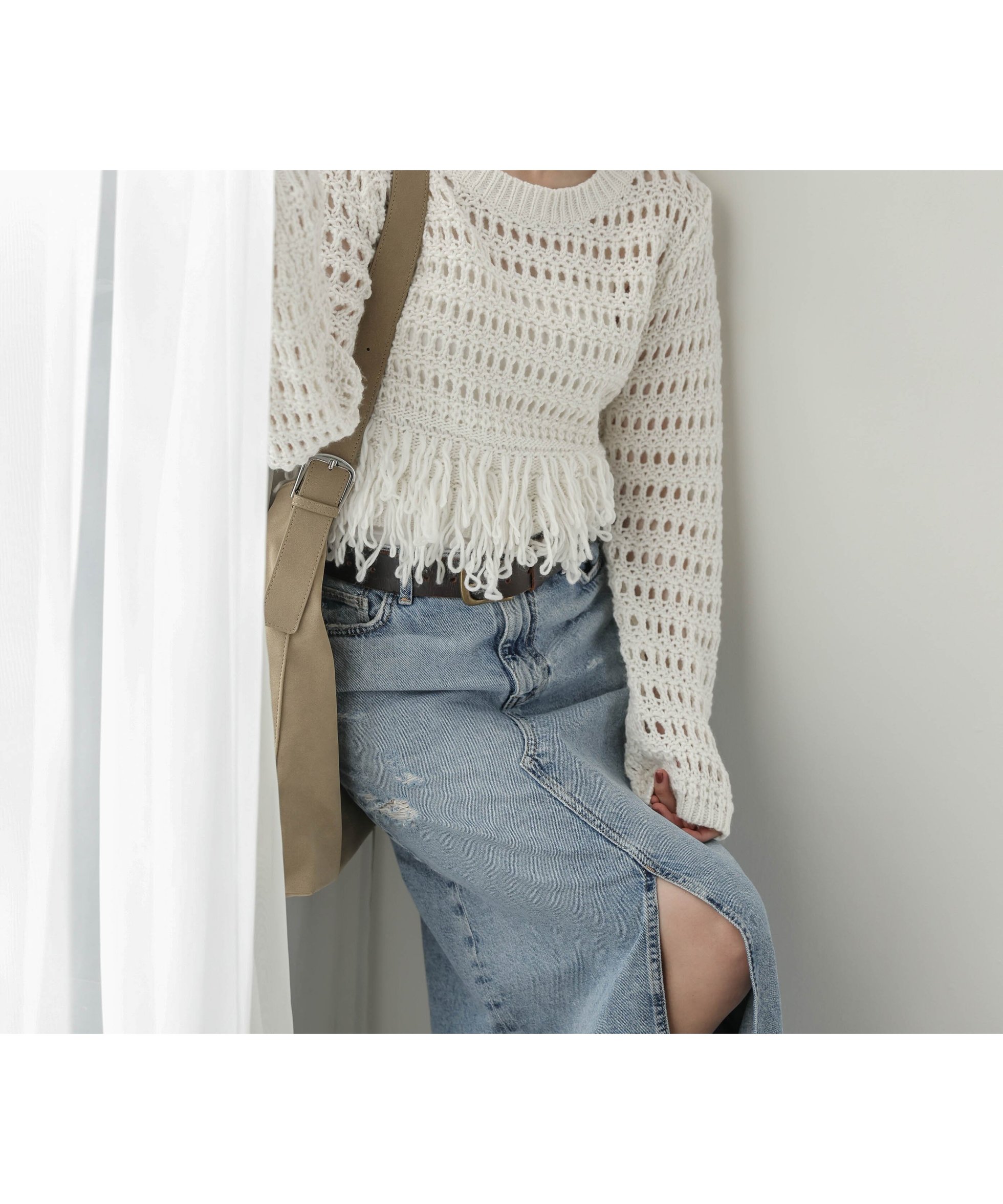 【ラジュール/Lajour】のメッシュフリンジニットトップス インテリア・キッズ・メンズ・レディースファッション・服の通販 founy(ファニー)  ファッション Fashion レディースファッション Fashion for Women トップス・カットソー Cut & Sew Tops ニット Knit Tops & Sweaters 2025年 2025 2025-2026秋冬・A/W Autumn/Winter 2025–26 AW25–26 ショート Short, Short Length バランス Balance, Style Balance フェミニン Feminine, Girly メッシュ Mesh, Net Fabric ルーズ Loose, Oversized エレガント 上品 Elegant 透かし Cut-Out, Lacework オフホワイト|ID: prp329100004734930 ipo3291000000034306181