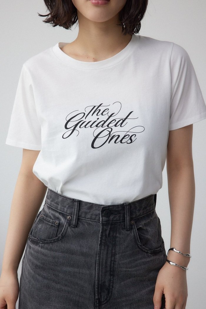 【アズール バイ マウジー/AZUL by moussy】のシンプルロゴTシャツ インテリア・キッズ・メンズ・レディースファッション・服の通販 founy(ファニー) https://founy.com/ ファッション Fashion レディースファッション Fashion for Women トップス・カットソー Cut & Sew Tops シャツ・ブラウス・オフィスカジュアル Elegant Blouses & Button-Ups ロングTシャツ・Tシャツ Longline T-Shirts & Tees インナー Innerwear カーディガン Cardigan, Knitwear シンプル Simple, Minimal プリント Print, Printed Pattern ボトム Bottoms, Lower Wear エレガント 上品 Elegant |ID: prp329100004735103 ipo3291000000034290666