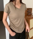 【ガール/GIRL】のサイドギャザーVネック半袖Tシャツ カットソー 人気、トレンドファッション・服の通販 founy(ファニー) ファッション Fashion レディースファッション Fashion for Women トップス・カットソー Cut & Sew Tops シャツ・ブラウス・オフィスカジュアル Elegant Blouses & Button-Ups ロングTシャツ・Tシャツ Longline T-Shirts & Tees カットソー・ベーシックTシャツ Cut-and-Sewn Tops / Stretch Tees & Basics Vネックトップス V-Neck Tops / V-Cut Neckline Shirts イエロー Yellow カットソー Cut and Sewn Top ギャザー Gathered, Ruffled シンプル Simple, Minimal デコルテ Décolleté, Neckline 再入荷 Restock / Back in Stock 半袖 Short Sleeve, Half Sleeve thumbnail MO|ID: prp329100004735220 ipo3291000000034205451