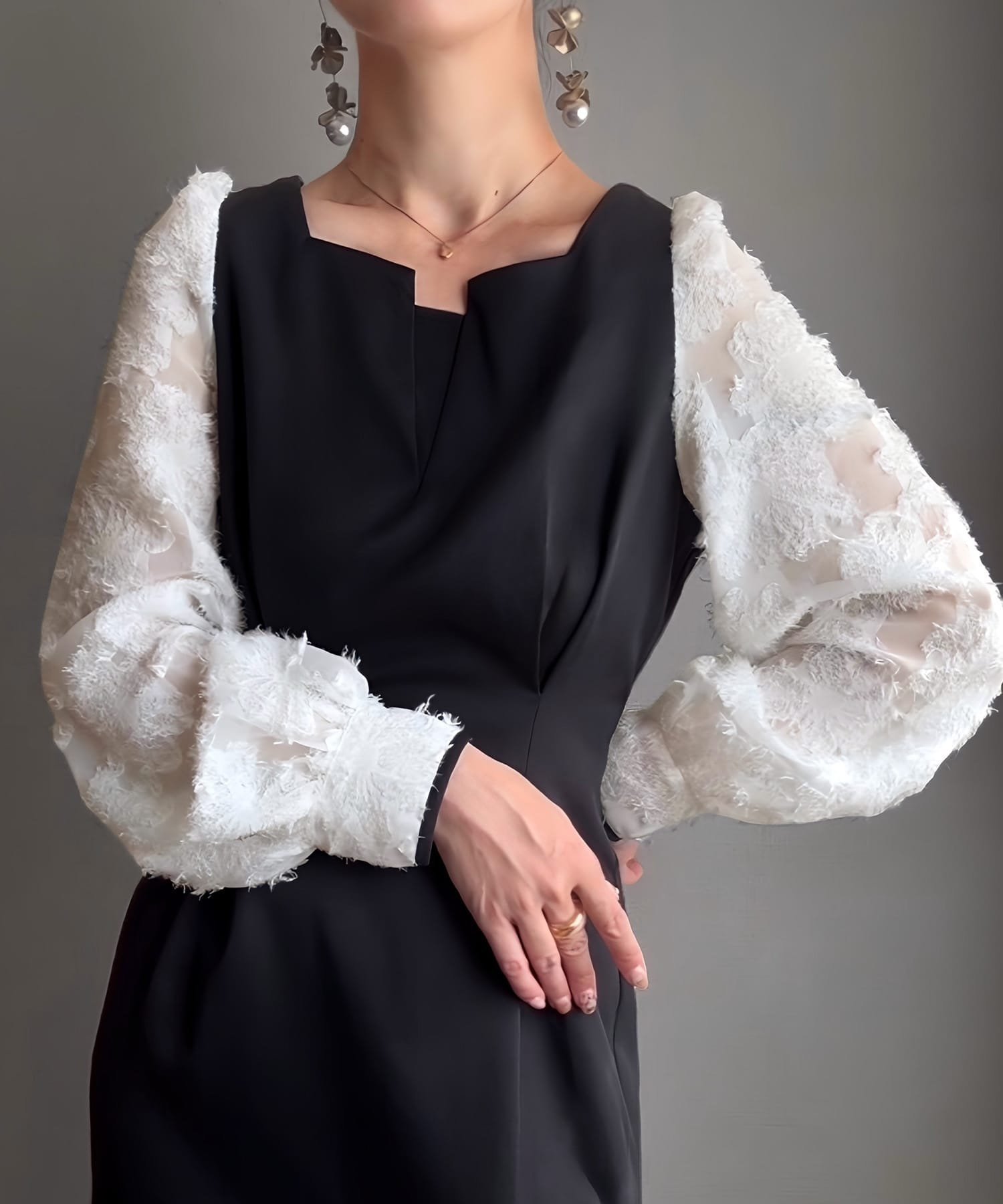 【ジュノア/JUNOAH】のパフスリーブフラワージャガードワンピース(裏地なし) インテリア・キッズ・メンズ・レディースファッション・服の通販 founy(ファニー) ファッション Fashion レディースファッション Fashion for Women ワンピース Dresses カフス Cuff Design Bブラック|ID: prp329100004735359 ipo3291000000034206227