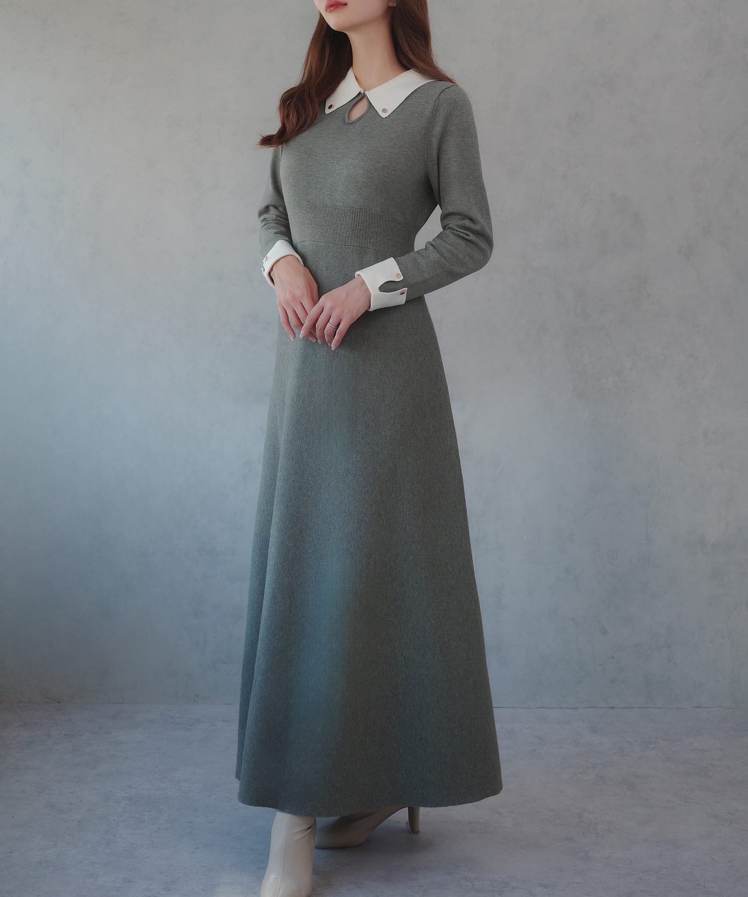 【ジュノア/JUNOAH】のバイカラーセミフレアニットワンピース インテリア・キッズ・メンズ・レディースファッション・服の通販 founy(ファニー) 　ファッション　Fashion　レディースファッション　Fashion for Women　ワンピース　Dresses　ニットワンピース　Knit Dresses　ダークグレー|ID: prp329100004735489 ipo3291000000034239621