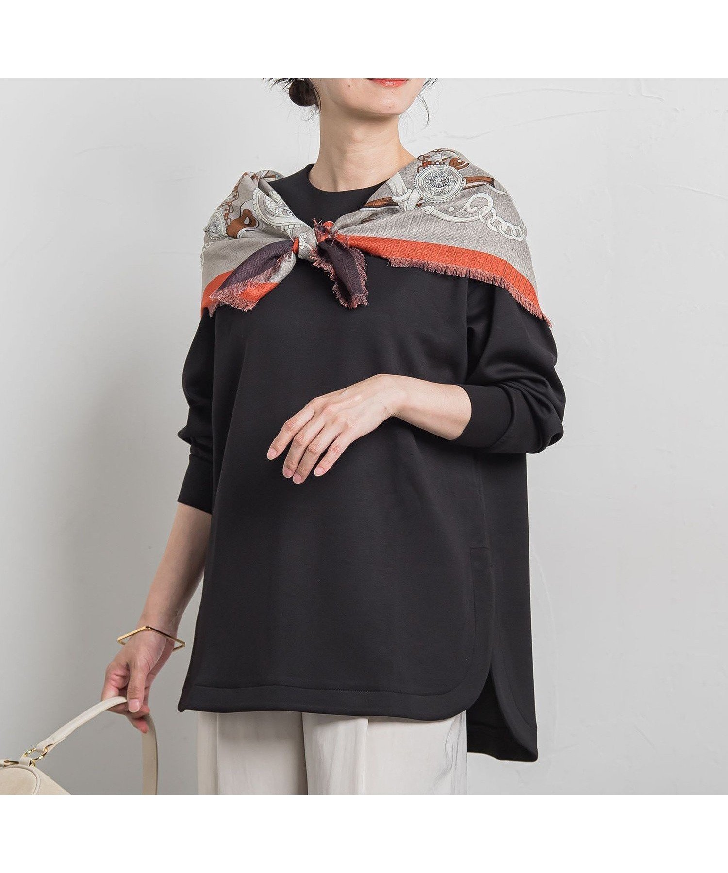 【ロートレ アモン/LAUTRE AMONT】の【WEB限定】ふんわリッチプルオーバー≪手洗い可能≫ インテリア・キッズ・メンズ・レディースファッション・服の通販 founy(ファニー) 　ファッション　Fashion　レディースファッション　Fashion for Women　トップス・カットソー　Cut & Sew Tops　カジュアルプルオーバー・ニットトップス　Pullovers & Knit Tops / Casual Pullovers　イエロー　Yellow　秋　Autumn　シンプル　Simple, Minimal　ストレッチ　Stretch, Stretchy Fabric　スリット　Slit, Slit Detail　ラウンド　Round, Round Neck　リラックス　Relax, Relaxed Fit　A/W・秋冬　Autumn/Winter　エレガント 上品　Elegant　ビジネス 仕事 通勤　Business / Work / Commuting　2025年　2025　2025-2026秋冬・A/W　Autumn/Winter 2025–26 AW25–26　ブラック|ID: prp329100004735744 ipo3291000000034231672