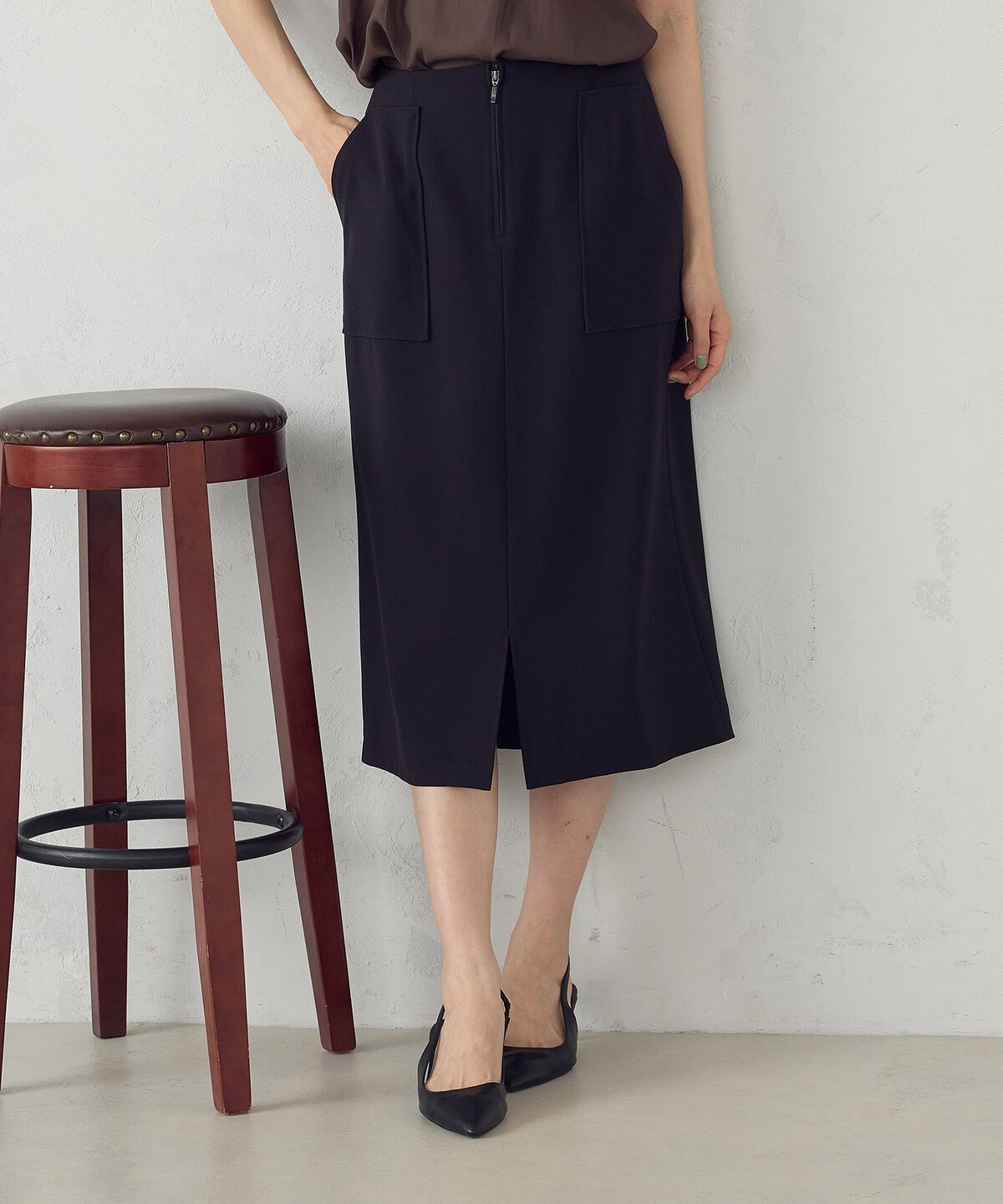 【コムサイズム/COMME CA ISM】のポリエステルドライツイル タイトスカート インテリア・キッズ・メンズ・レディースファッション・服の通販 founy(ファニー)  ファッション Fashion レディースファッション Fashion for Women スカート Skirts おすすめ Recommended / Our Picks ストレッチ Stretch, Stretchy Fabric スリット Slit, Slit Detail タイトスカート Pencil Skirt, Tight Skirt ツイル Twist, Twisted Detail パッチ Patch, Appliqué ポケット Pocket, Pocket Detail リラックス Relax, Relaxed Fit ブラック|ID: prp329100004736332 ipo3291000000034436817