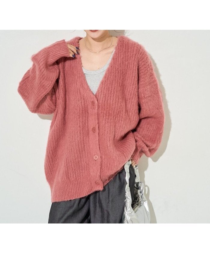 【フリークスストア/FREAK'S STORE】の限定展開 カラー シャギー Vネック ニット カーディガン 25AW インテリア・キッズ・メンズ・レディースファッション・服の通販 founy(ファニー) 　ファッション　Fashion　レディースファッション　Fashion for Women　トップス・カットソー　Cut & Sew Tops　ニット　Knit Tops & Sweaters　カーディガン・羽織り　Layered Style Cardigans　Vネックトップス　V-Neck Tops / V-Cut Neckline Shirts　秋　Autumn　カーディガン　Cardigan, Knitwear　ショルダー　Shoulder, Shoulder Strap　ショート　Short, Short Length　スラックス　Slacks, Dress Pants　ドロップ　Drop Shoulder, Dropped Style　人気　Popular, Best Seller　フェミニン　Feminine, Girly　フレア　Flare, Flared　ベーシック　Basic, Essential　ボトム　Bottoms, Lower Wear　リラックス　Relax, Relaxed Fit　A/W・秋冬　Autumn/Winter　冬　Winter / This Winter　プチプライス・低価格　Affordable / Budget Price　おすすめ　Recommended / Our Picks　2025年　2025　2025-2026秋冬・A/W　Autumn/Winter 2025–26 AW25–26　ピンク|ID: prp329100004736595 ipo3291000000034214812