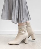 【ランダ/RANDA】の2WAY 晴雨兼用 モノグラムリボンベルトショートブーツ IVORY|ID: prp329100004736605 ipo3291000000034214858