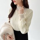 【ココモモ/COCOMOMO】の裏起毛 ハイネック ブラウス フリルハイネック シャーリング フリルブラウス 人気、トレンドファッション・服の通販 founy(ファニー) ファッション Fashion レディースファッション Fashion for Women トップス・カットソー Cut & Sew Tops シャツ・ブラウス・オフィスカジュアル Elegant Blouses & Button-Ups インナー Innerwear クラシカル Classical, Vintage-Inspired シャーリング Shirring, Ruched スウェット / スエット Sweatshirt, Sweatwear スリーブ Sleeve, Long Sleeve / Short Sleeve ハイネック High Neck, Mock Neck フェミニン Feminine, Girly フリル Frill, Ruffle ベスト Vest, Waistcoat レース Lace, Lace Fabric A/W・秋冬 Autumn/Winter thumbnail ベージュ|ID: prp329100004736664 ipo3291000000034644924